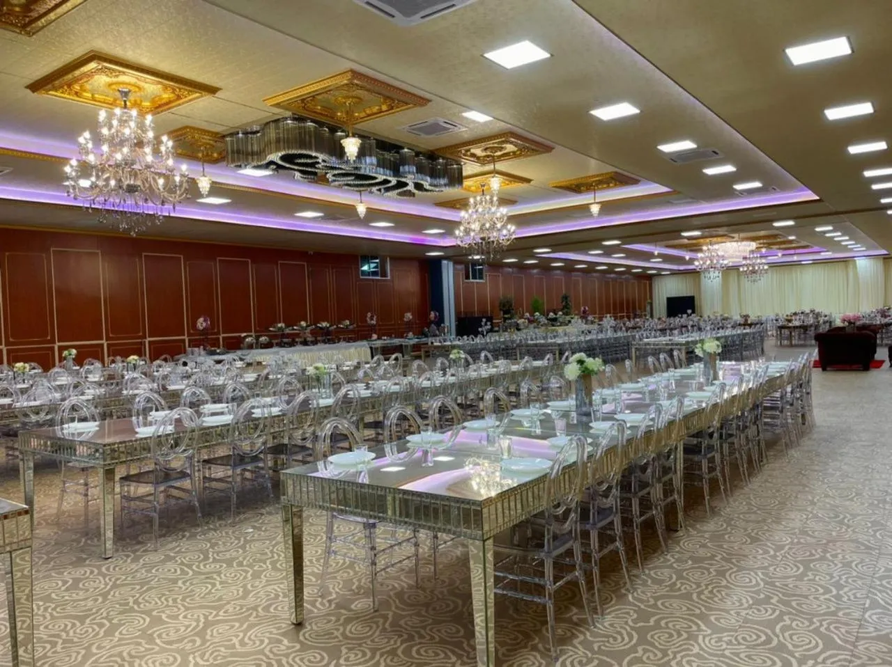 Banquet/Function facilities in Awangan Palace