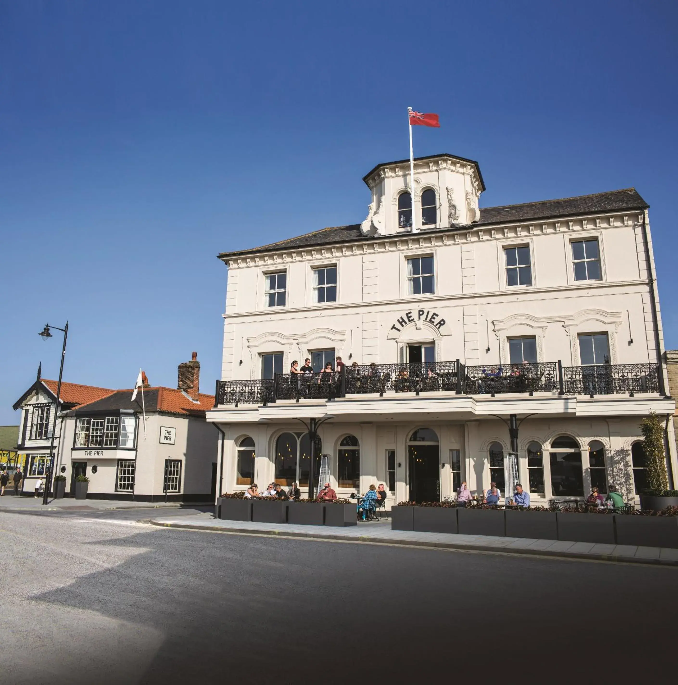 The Pier Hotel The Pier Hotel