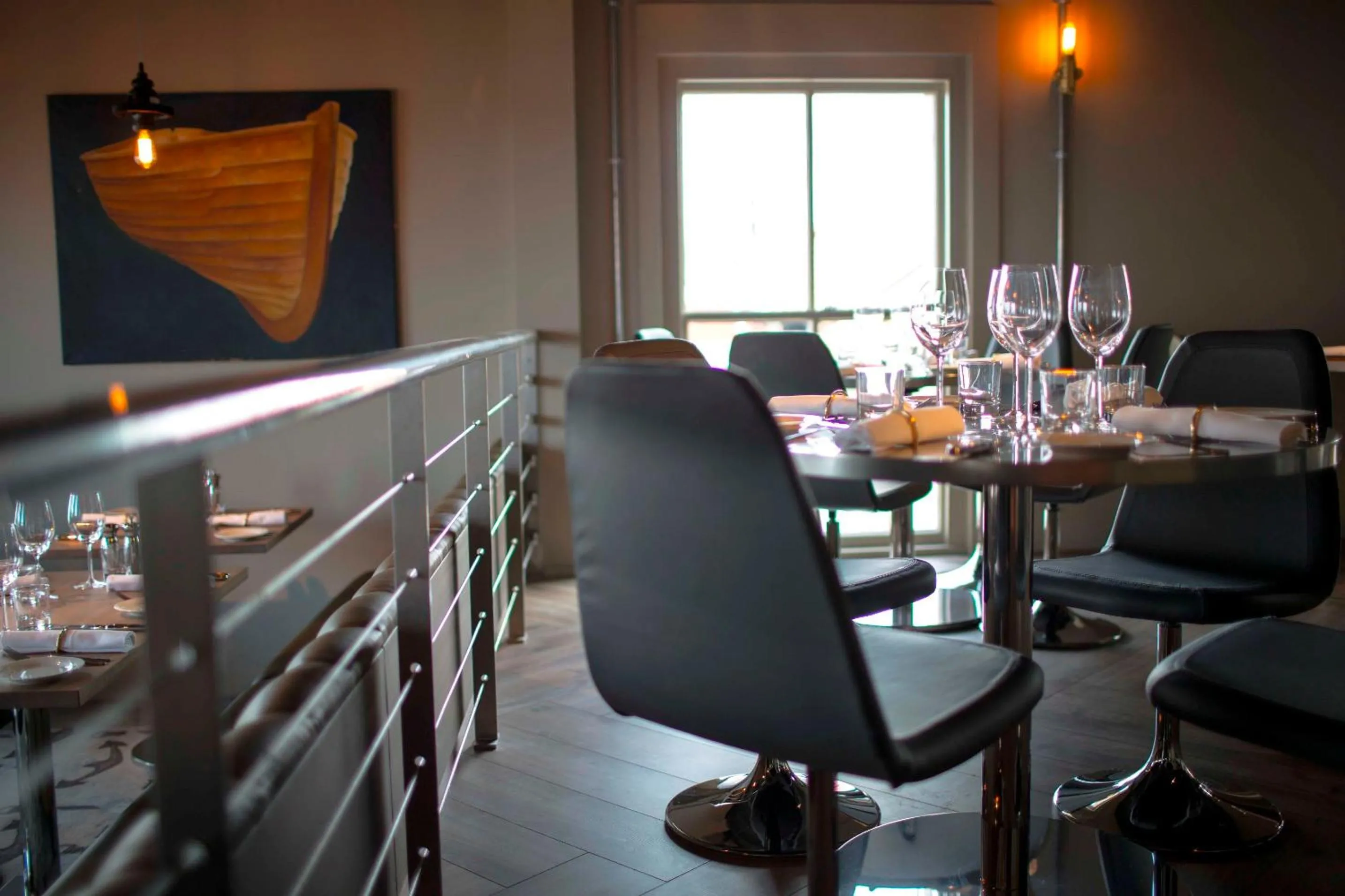 Restaurant/places to eat in The Pier Hotel