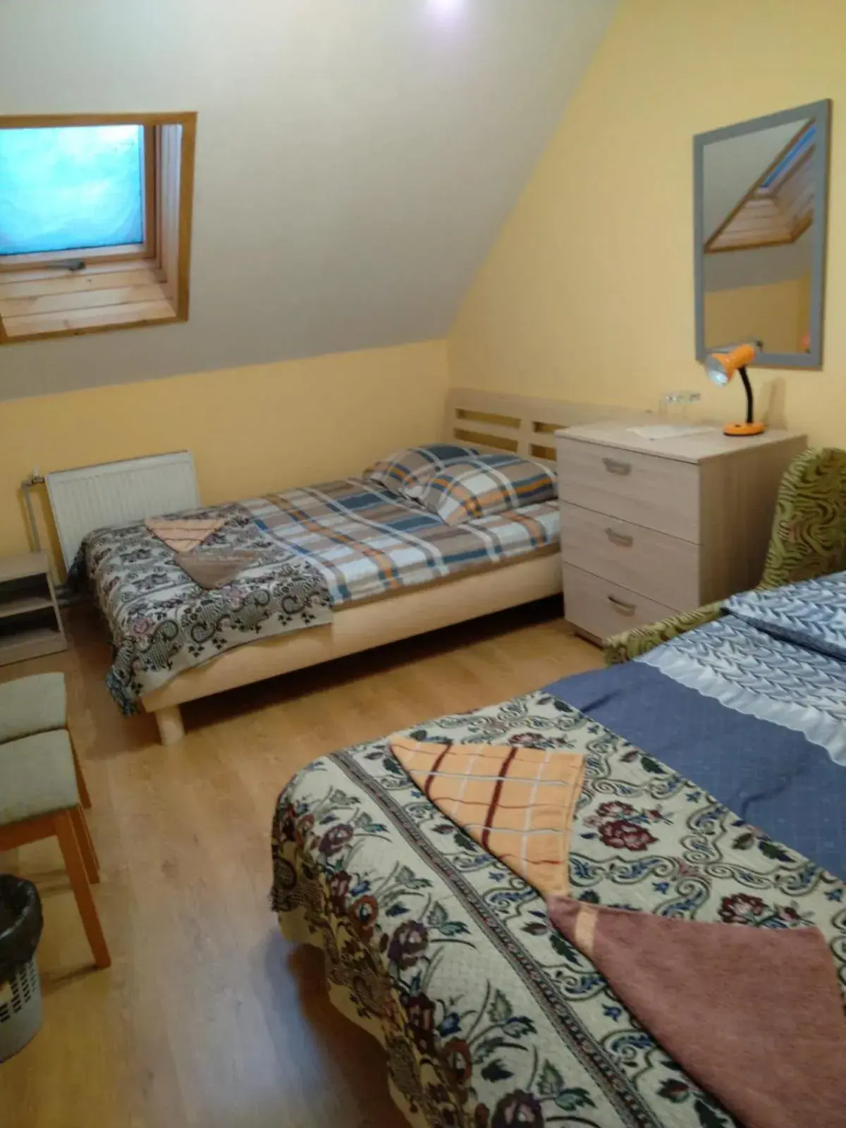 Quadruple Room with Shared Bathroom in Lapegles 2 Quadruple Room with Shared Bathroom in Lapegles 2