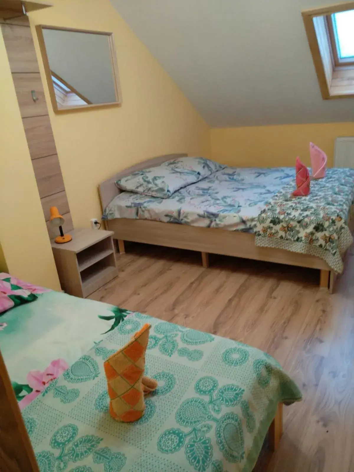 Quadruple Room with Shared Bathroom in Lapegles 2 Quadruple Room with Shared Bathroom in Lapegles 2