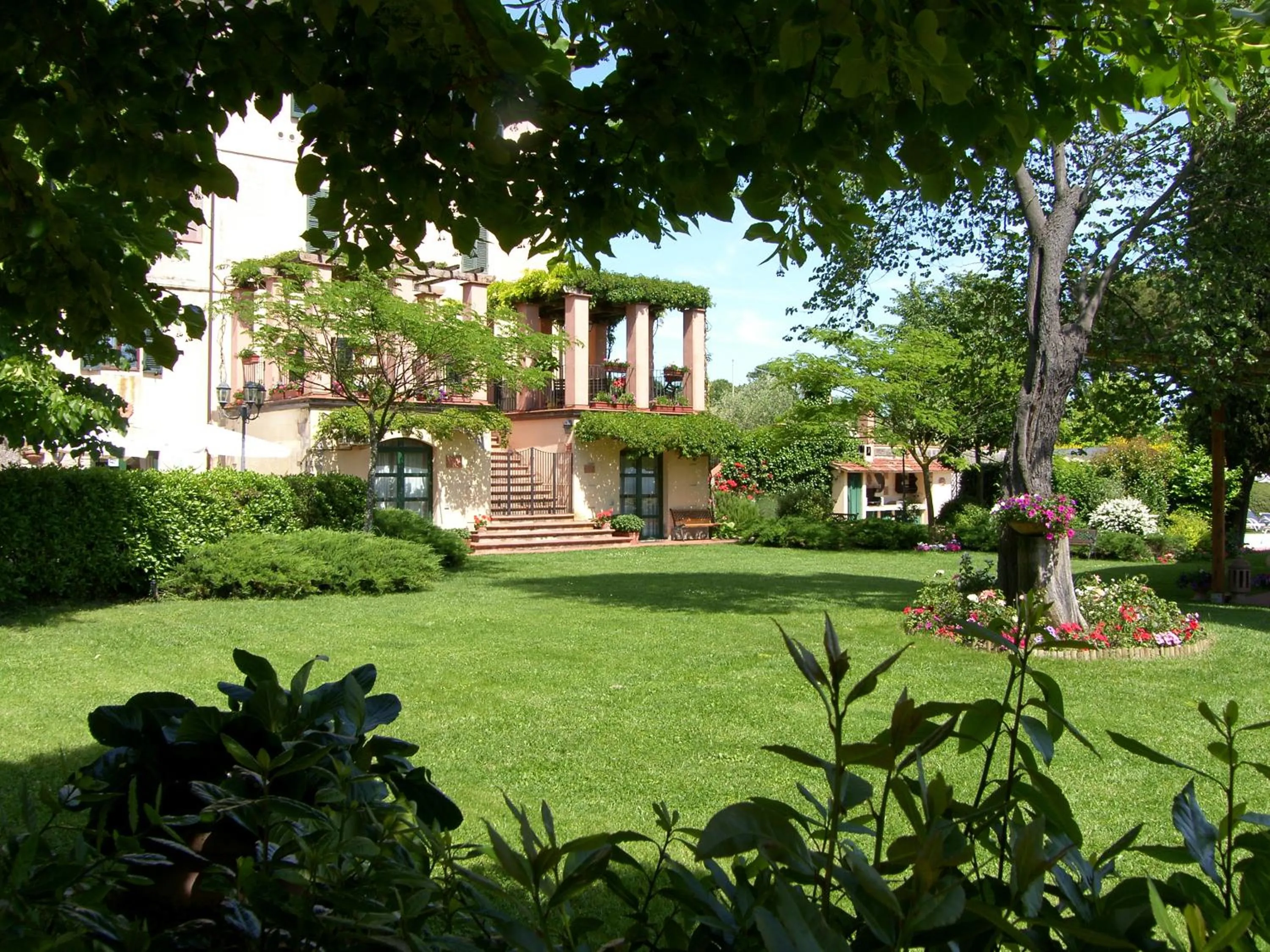 Property building in Domus Volumnia Country House