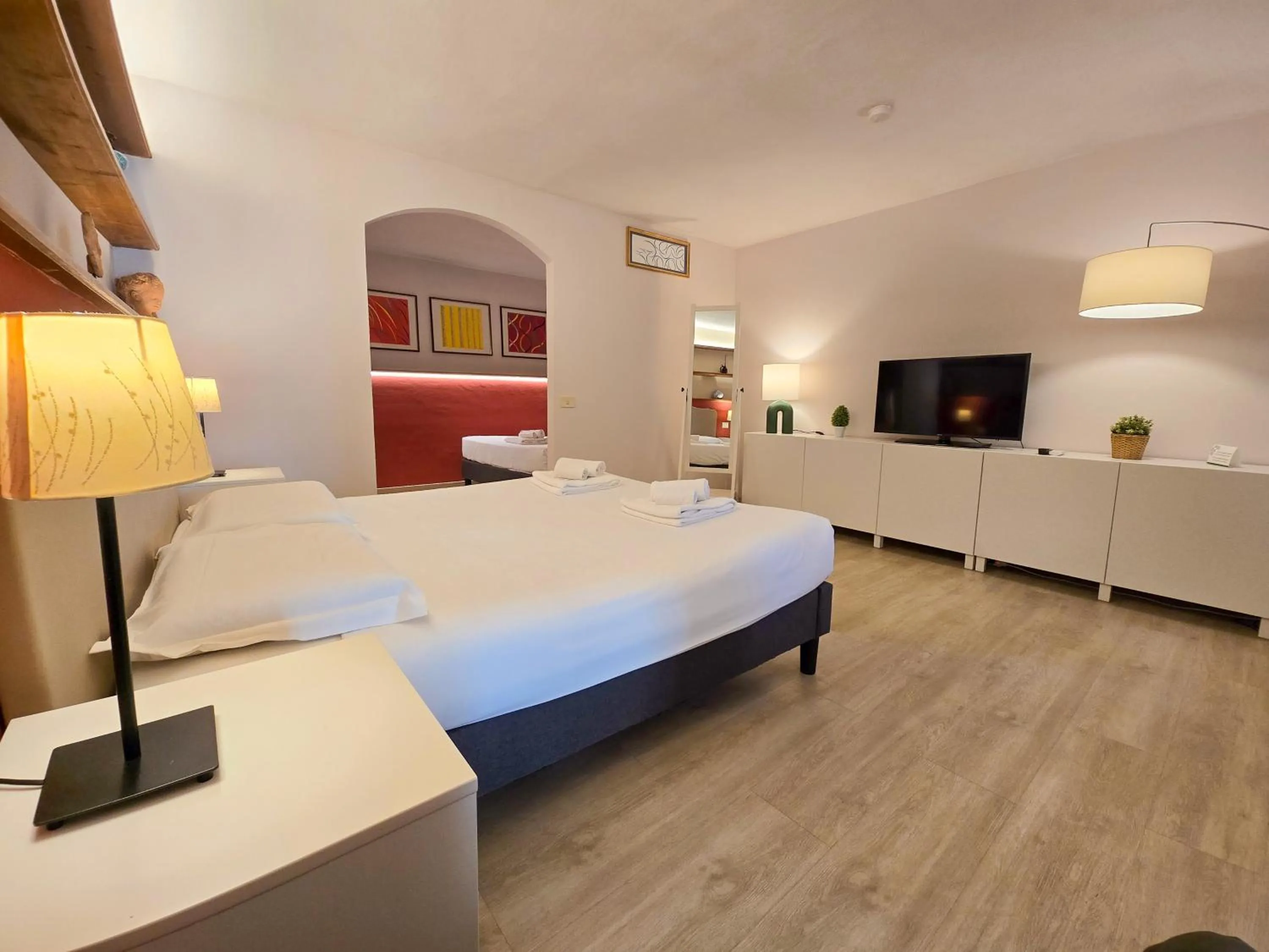 Bedroom, Bed in Domus Volumnia Country House