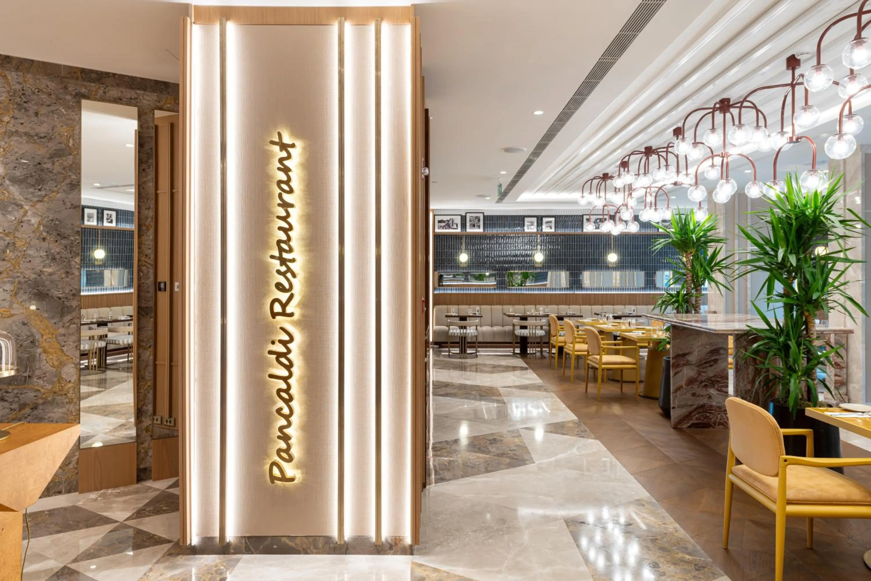 Restaurant/places to eat in Ramada Plaza By Wyndham Istanbul City Center