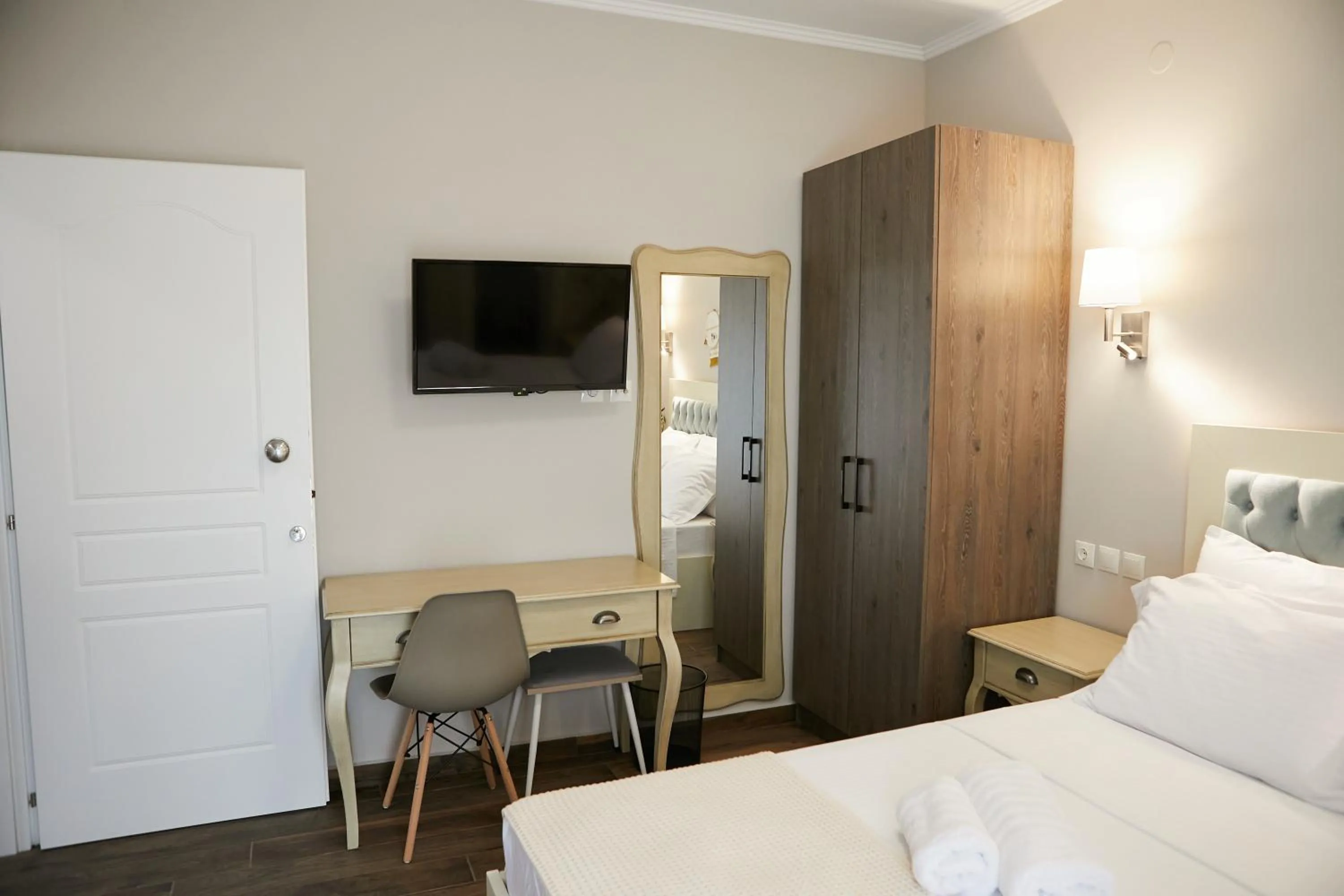 Bedroom, Bed in Romilia Guesthouse