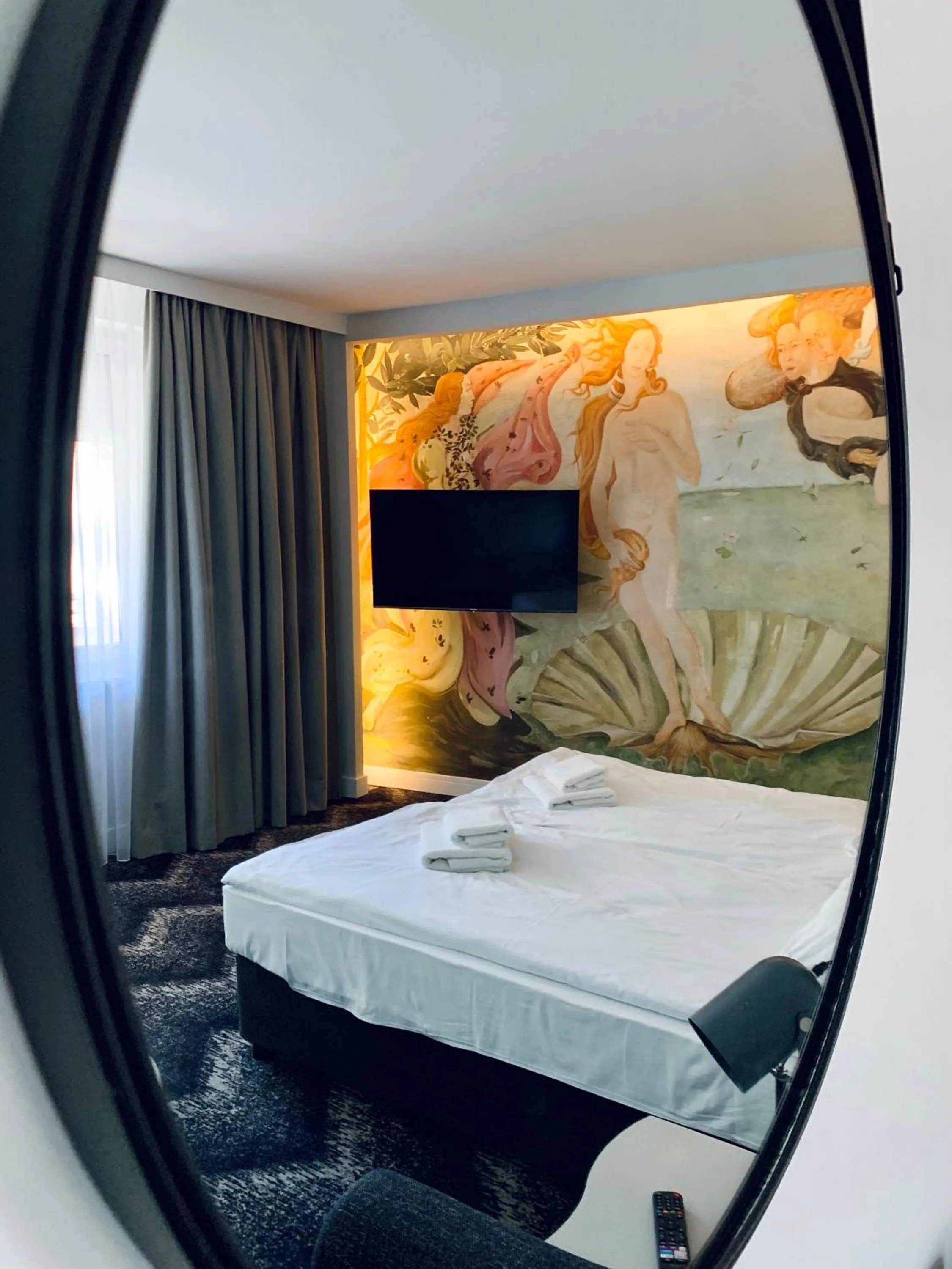 Photo of the whole room, Bed in Aparthotel Etna