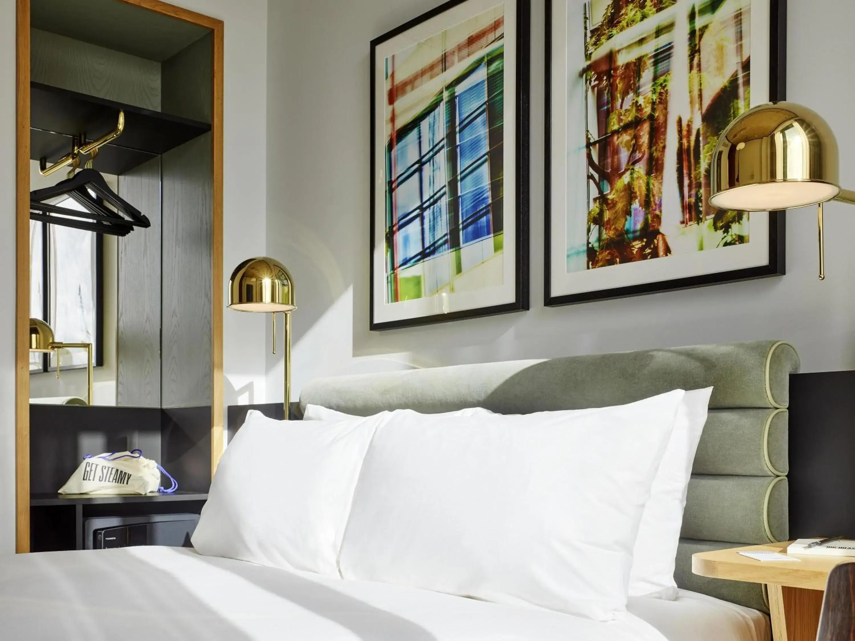 Bedroom, Bed in TRIBE London Canary Wharf Bedroom, Bed in TRIBE London Canary Wharf