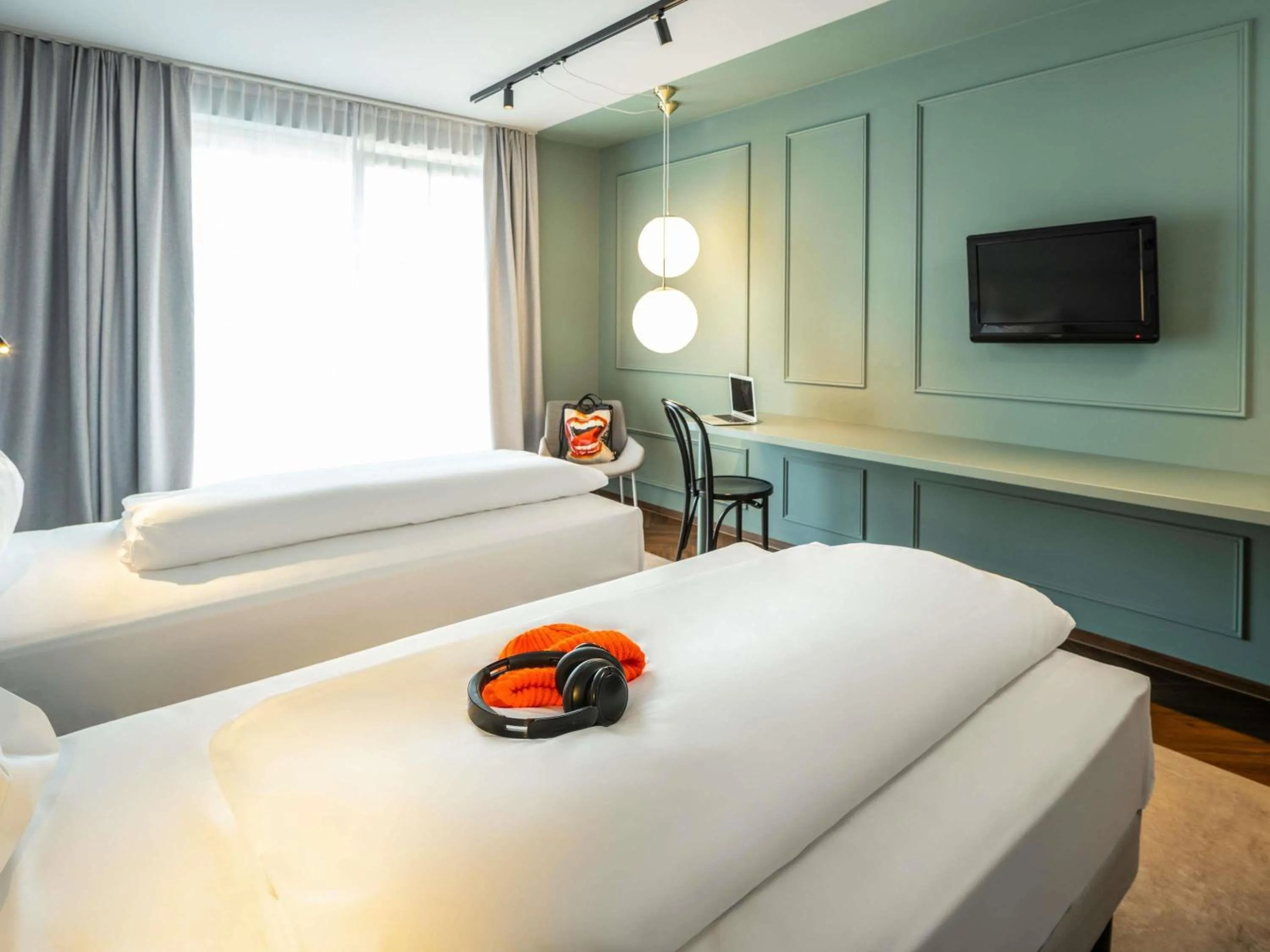 Bedroom, Bed in ibis Styles Graz Messe