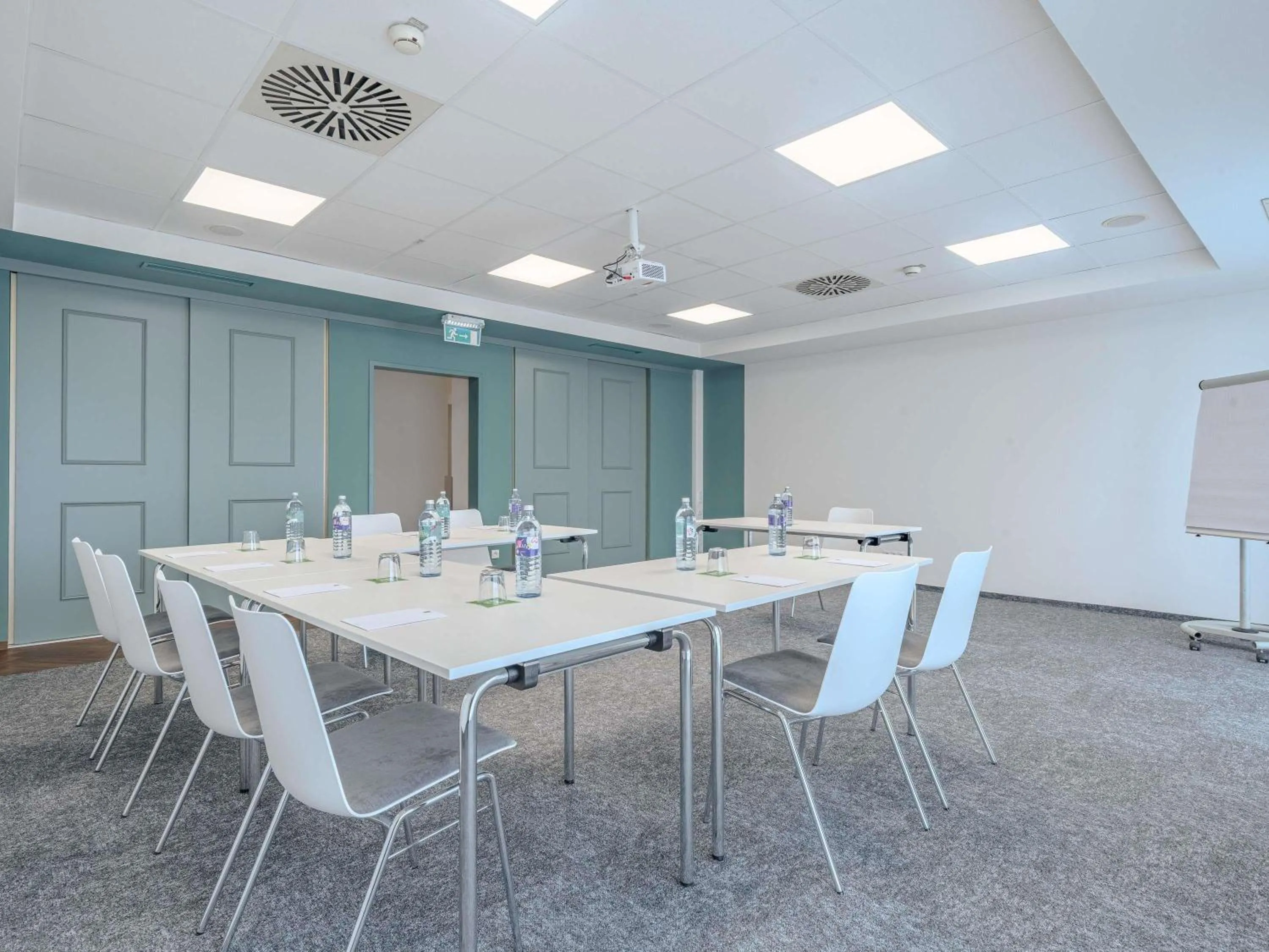 Meeting/conference room in ibis Styles Graz Messe