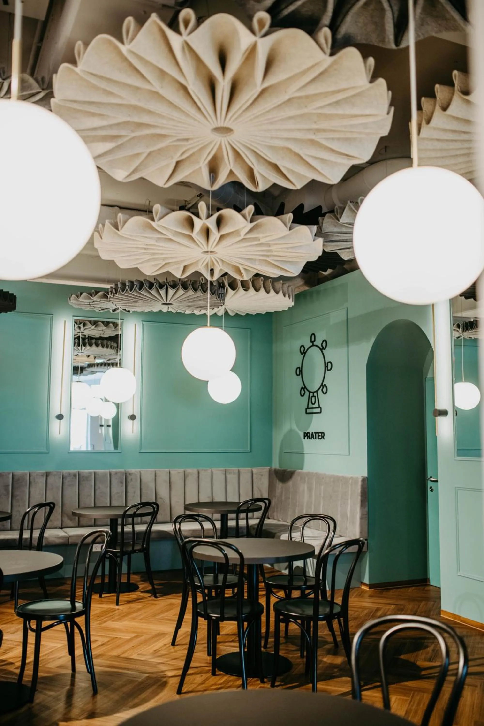 Lounge or bar in ibis Styles Graz Messe