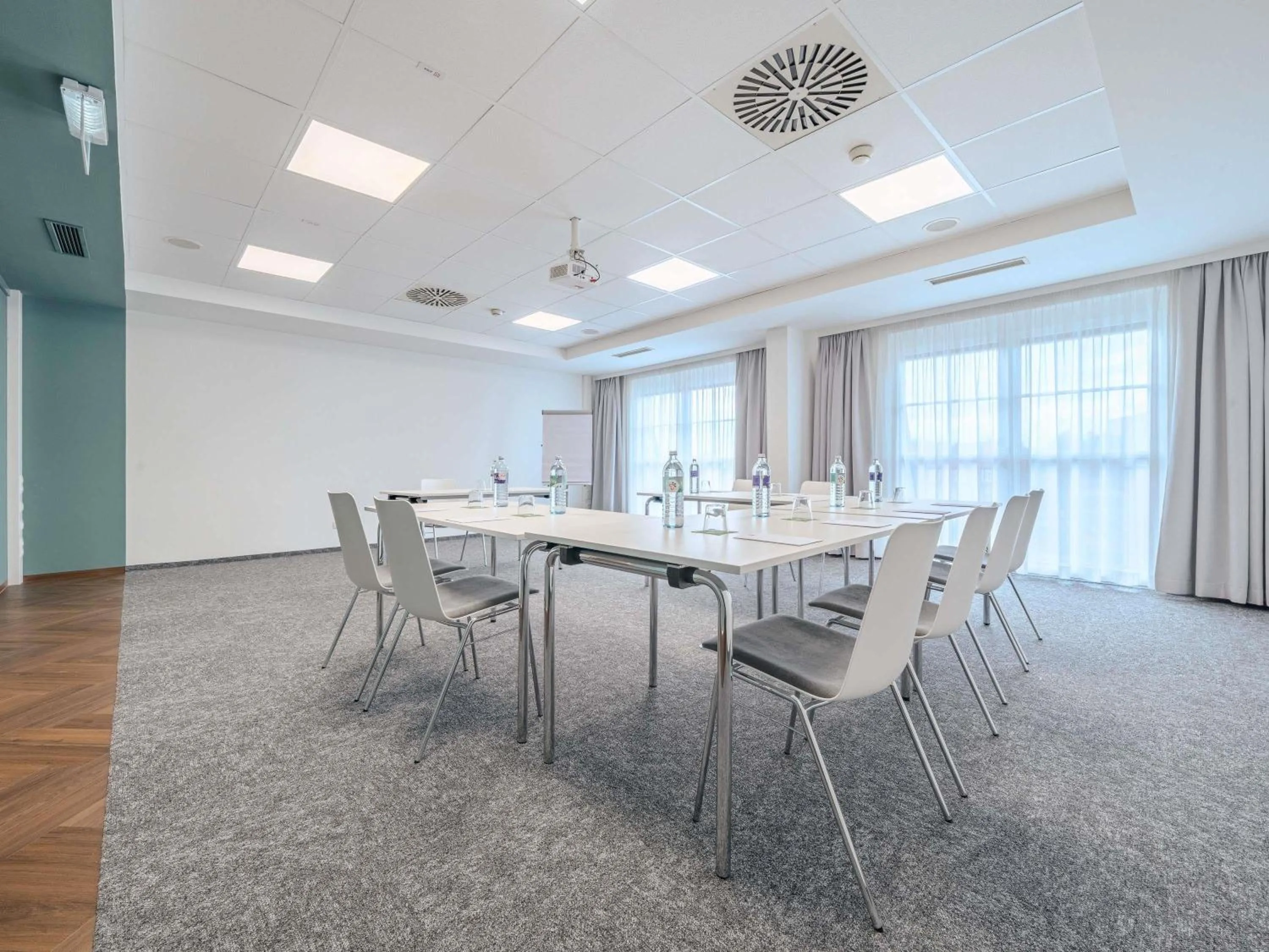 Meeting/conference room in ibis Styles Graz Messe