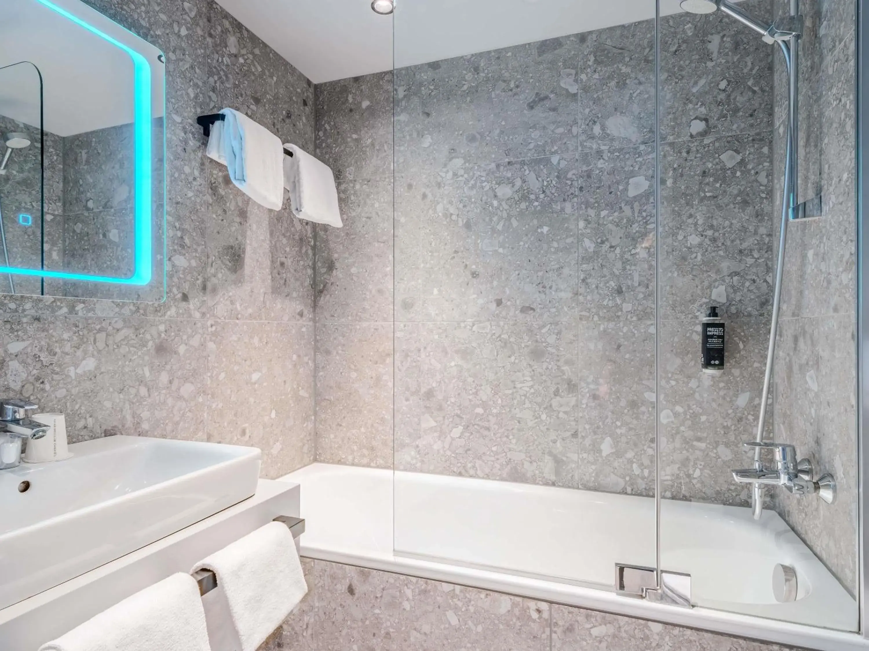 Bedroom in ibis Styles Graz Messe Bedroom in ibis Styles Graz Messe