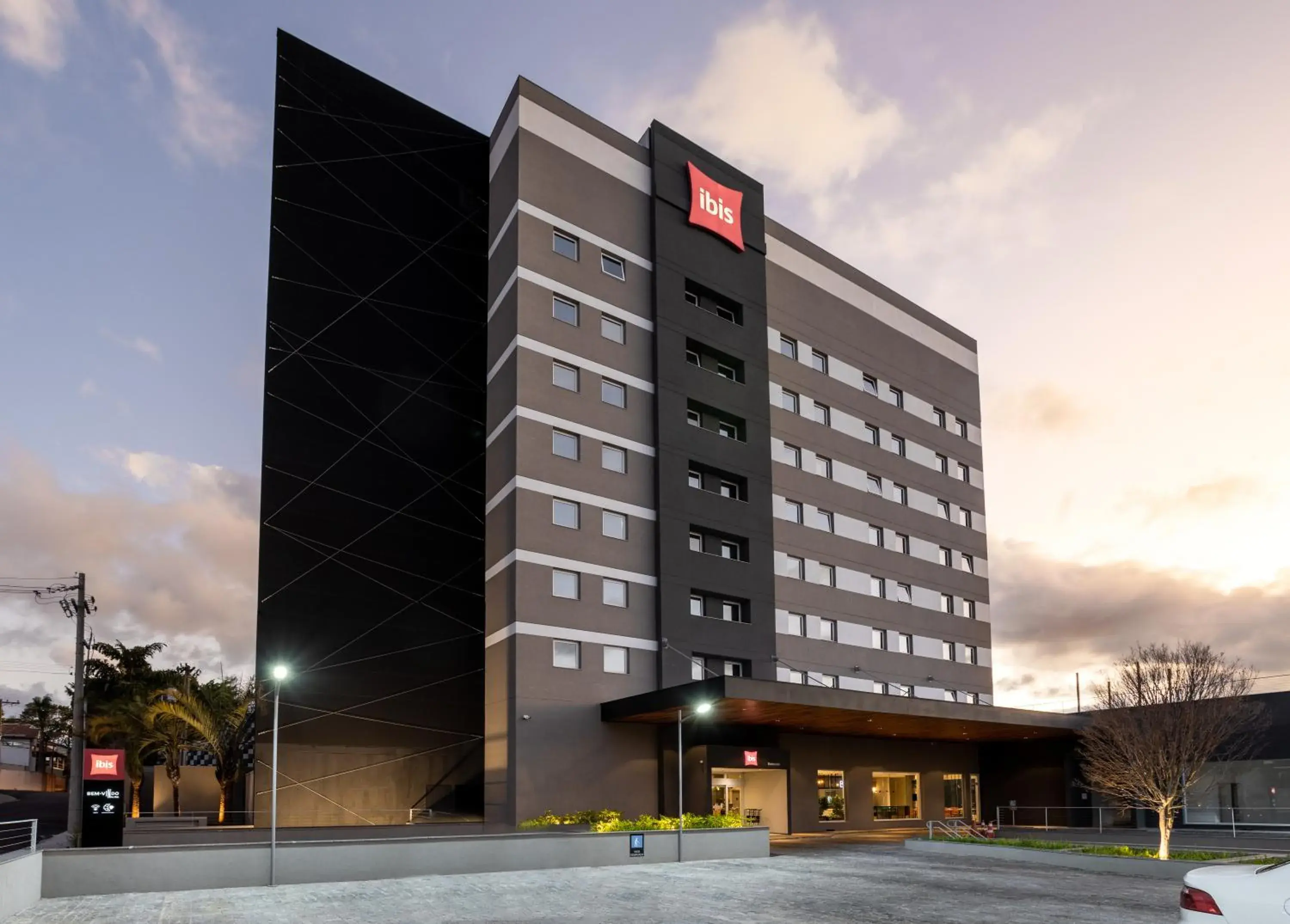 Property building in ibis Botucatu Property building in ibis Botucatu