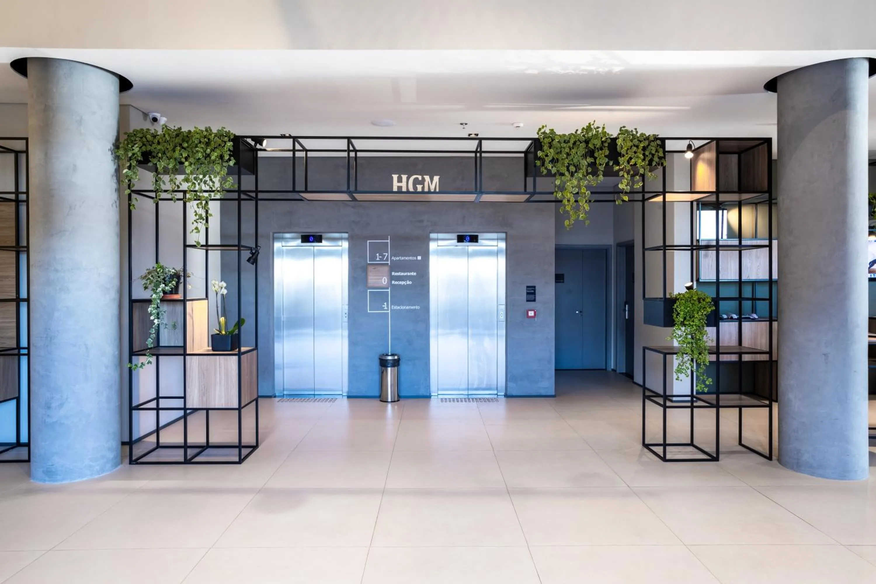 elevator in ibis Botucatu