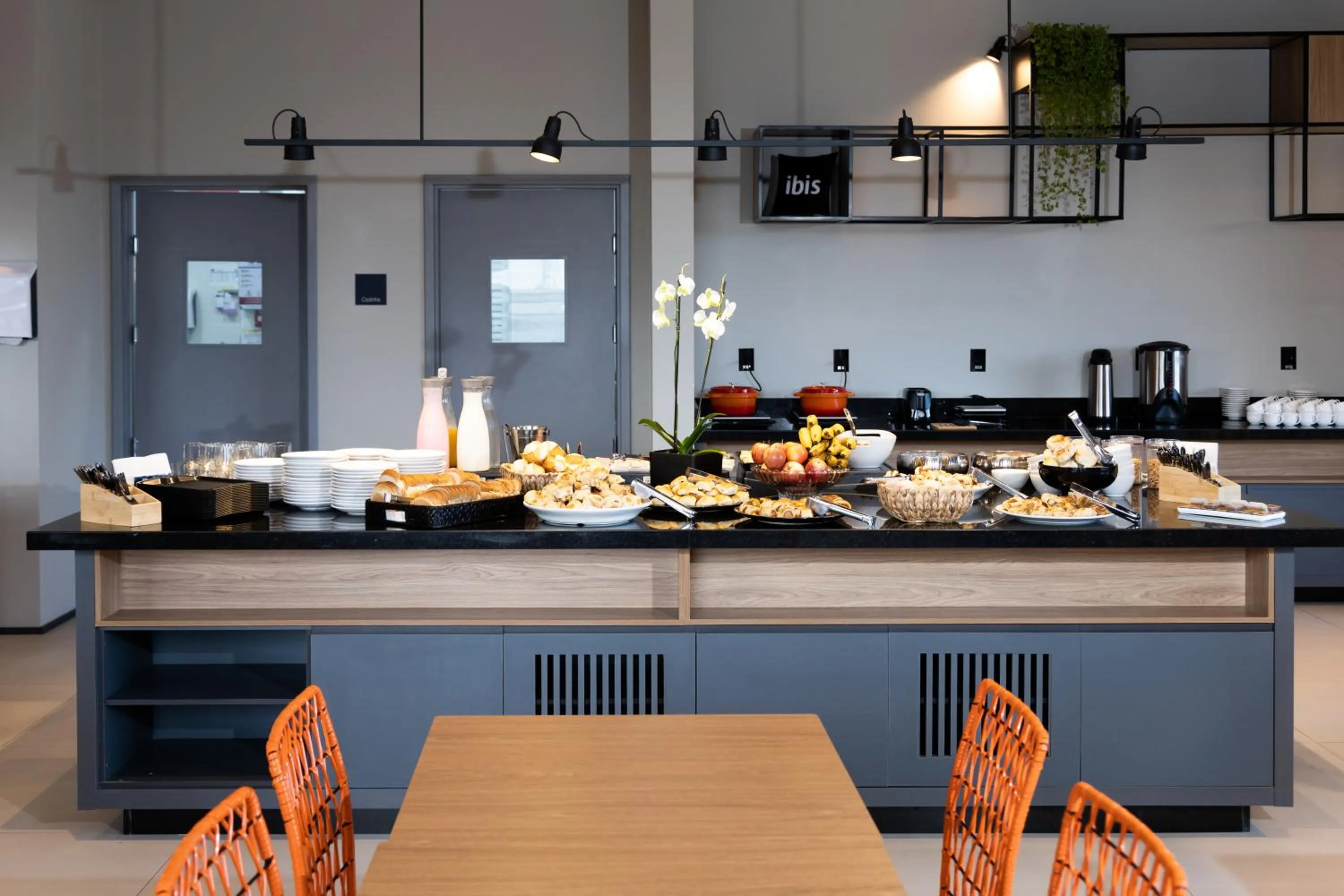 Breakfast in ibis Botucatu