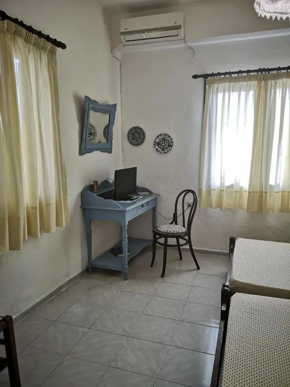 Maria's Studios