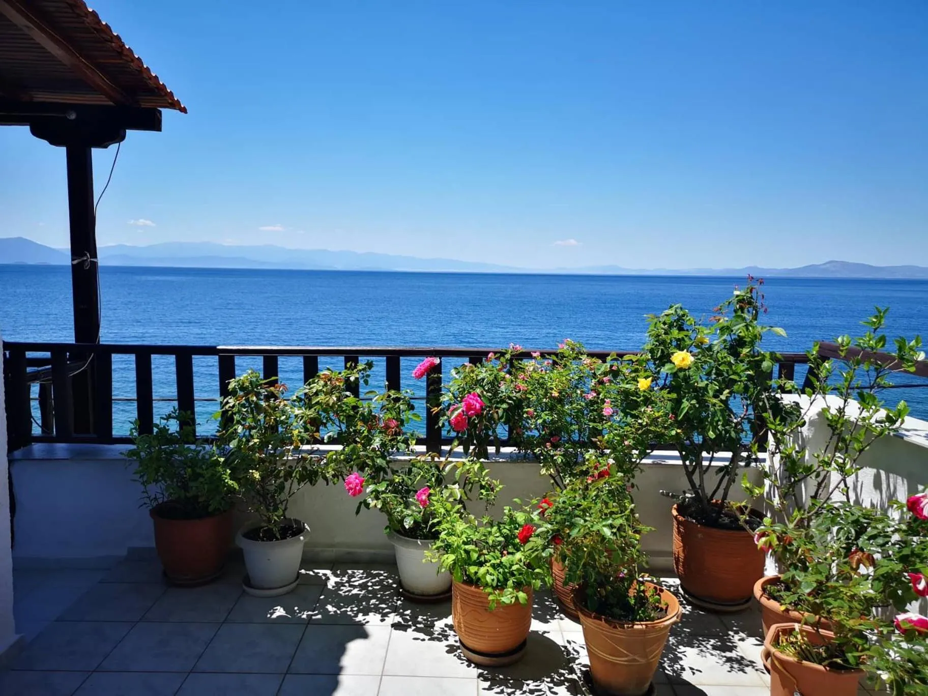 Sea view in Maria's Studios