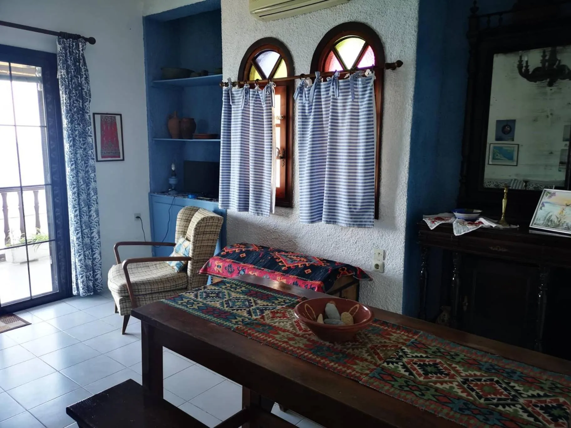 Living room in Maria's Studios