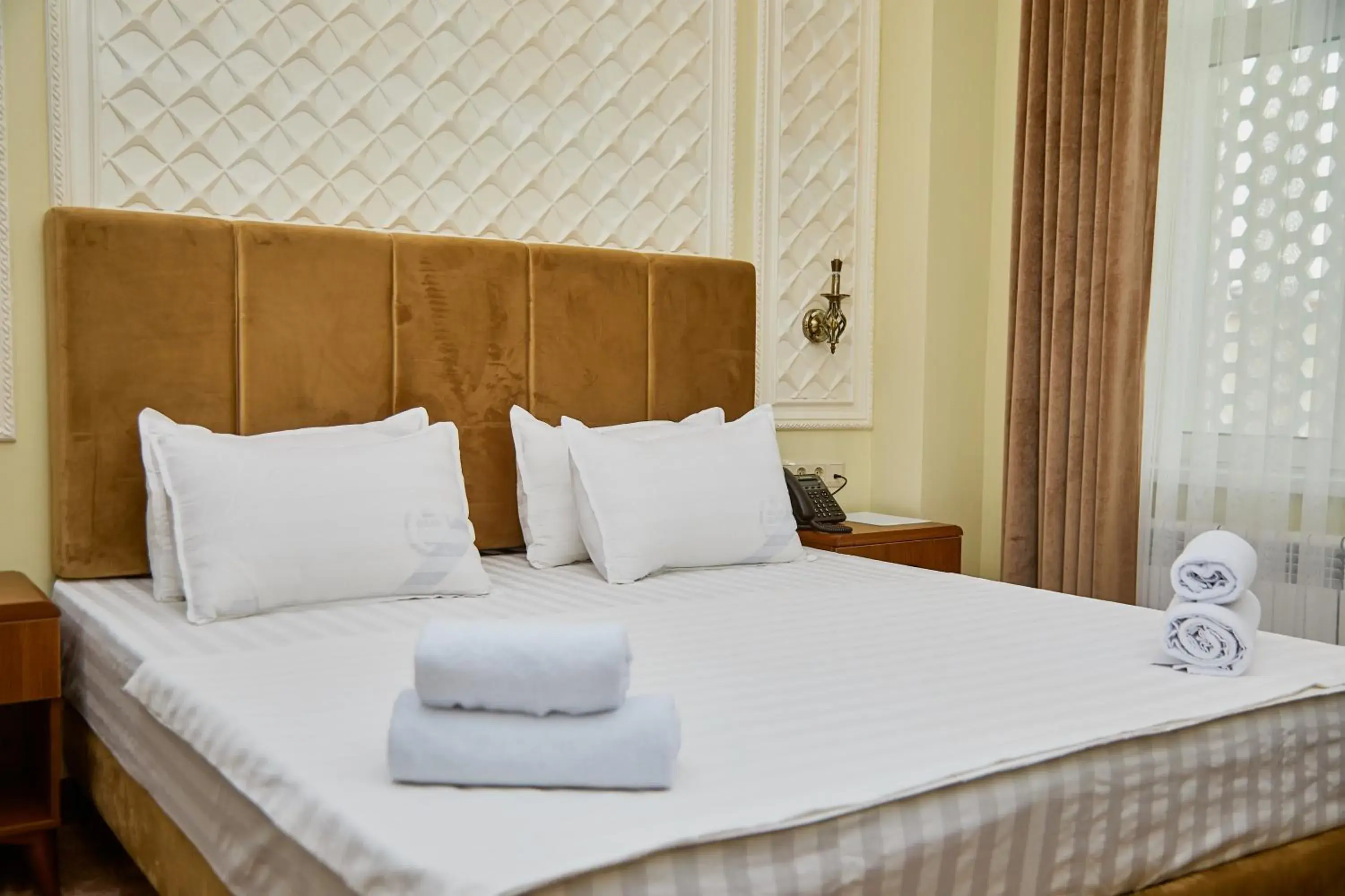 Deluxe Double Room (2 Adults + 1 Child) - single occupancy in Sangzor Boutique Hotel Deluxe Double Room (2 Adults + 1 Child) - single occupancy in Sangzor Boutique Hotel