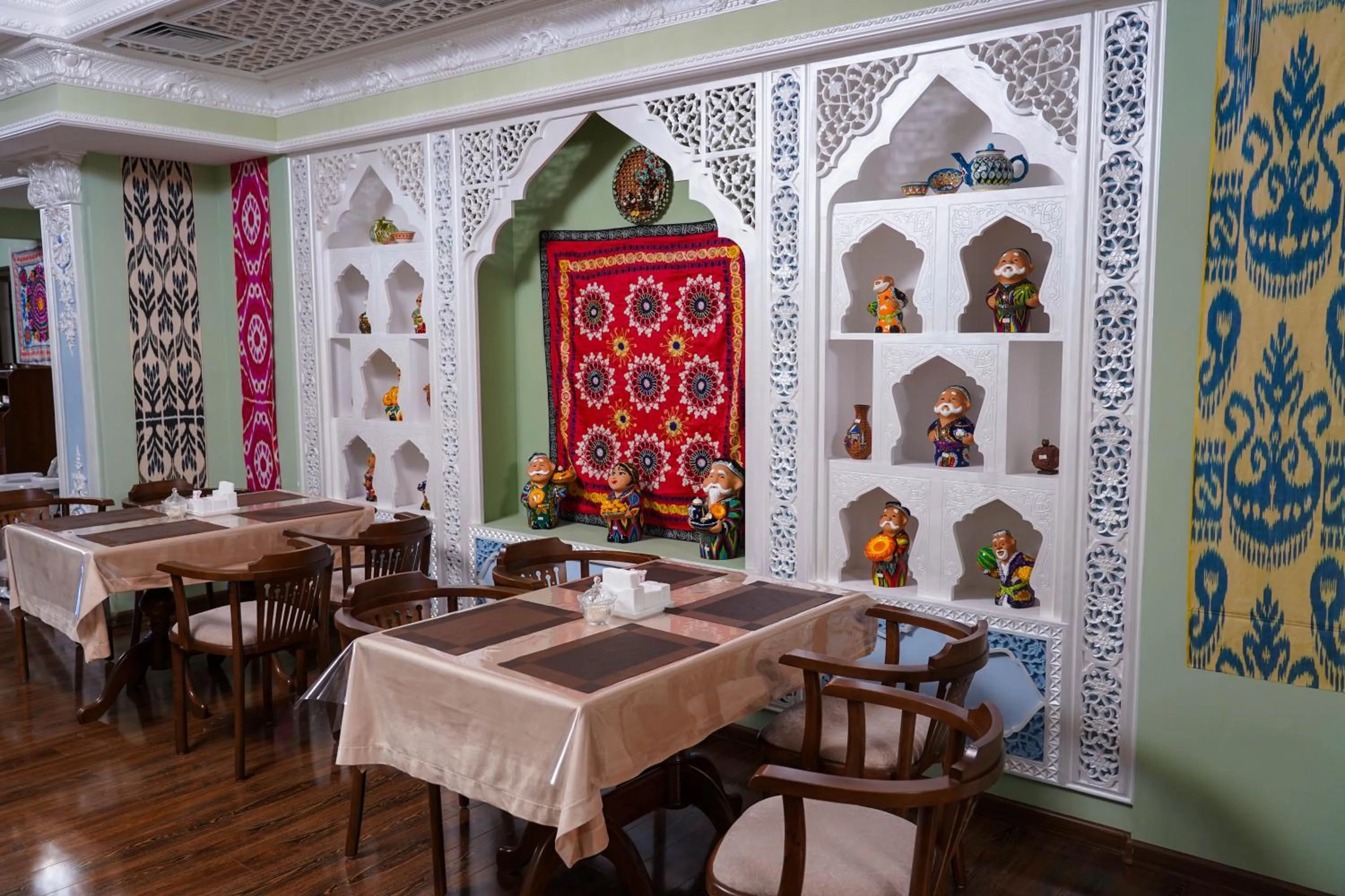 Restaurant/places to eat in Sangzor Boutique Hotel