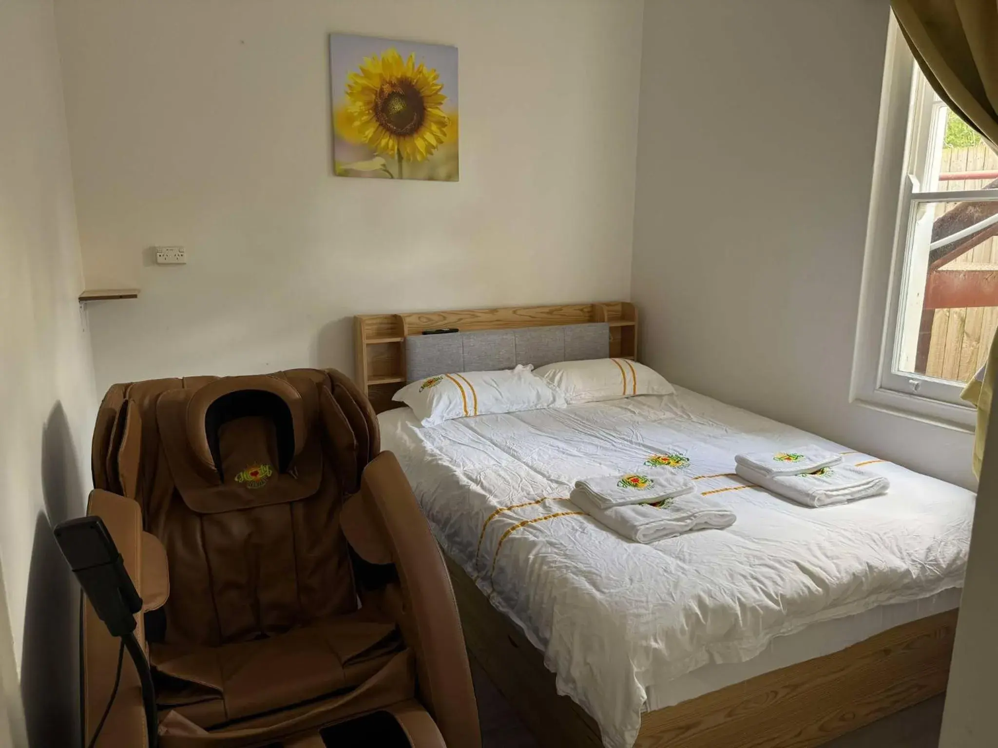 Bed in Hearty Center Motel Bed in Hearty Center Motel