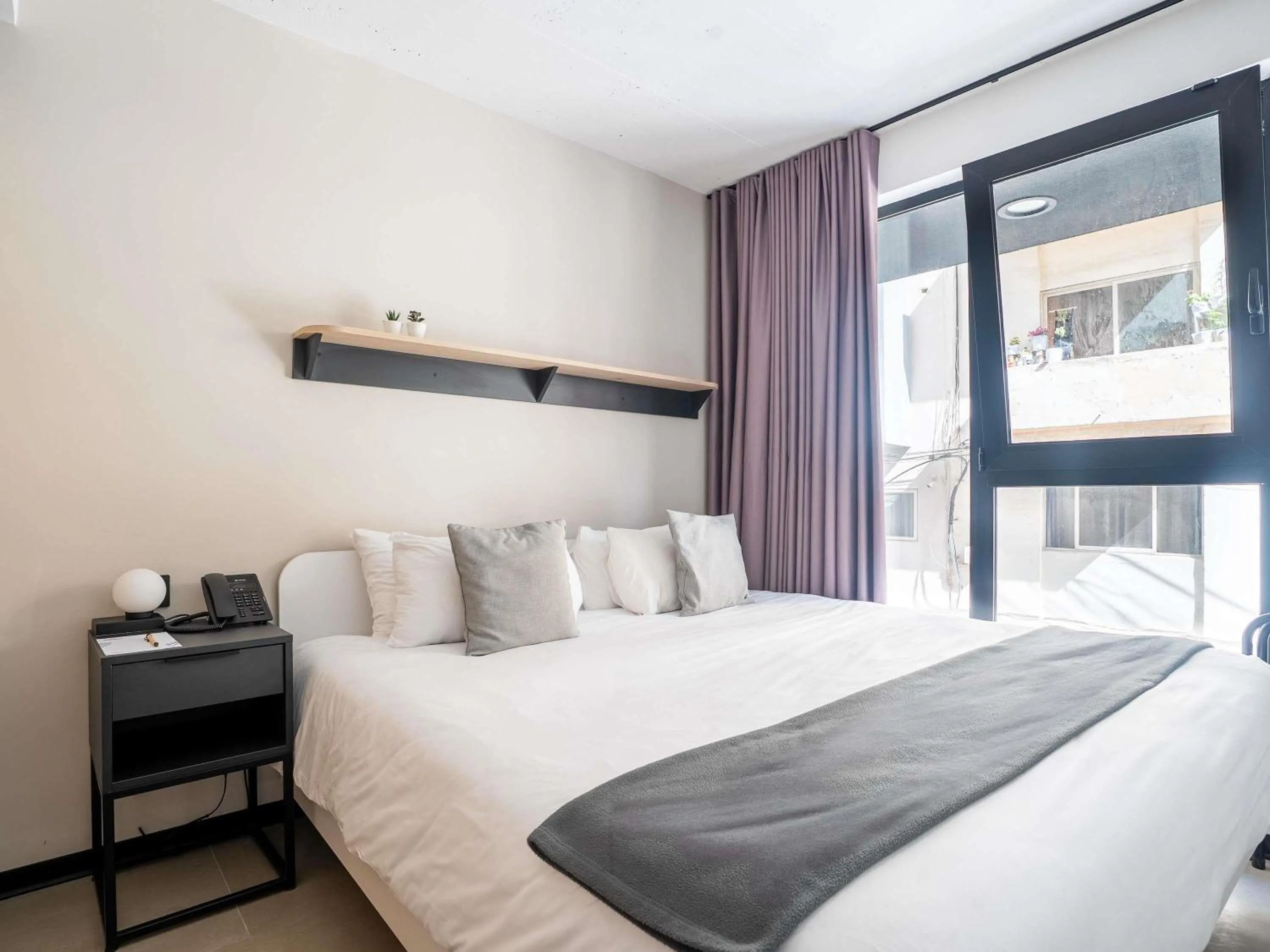 Bedroom, Bed in Aparthotel Adagio Malta Central