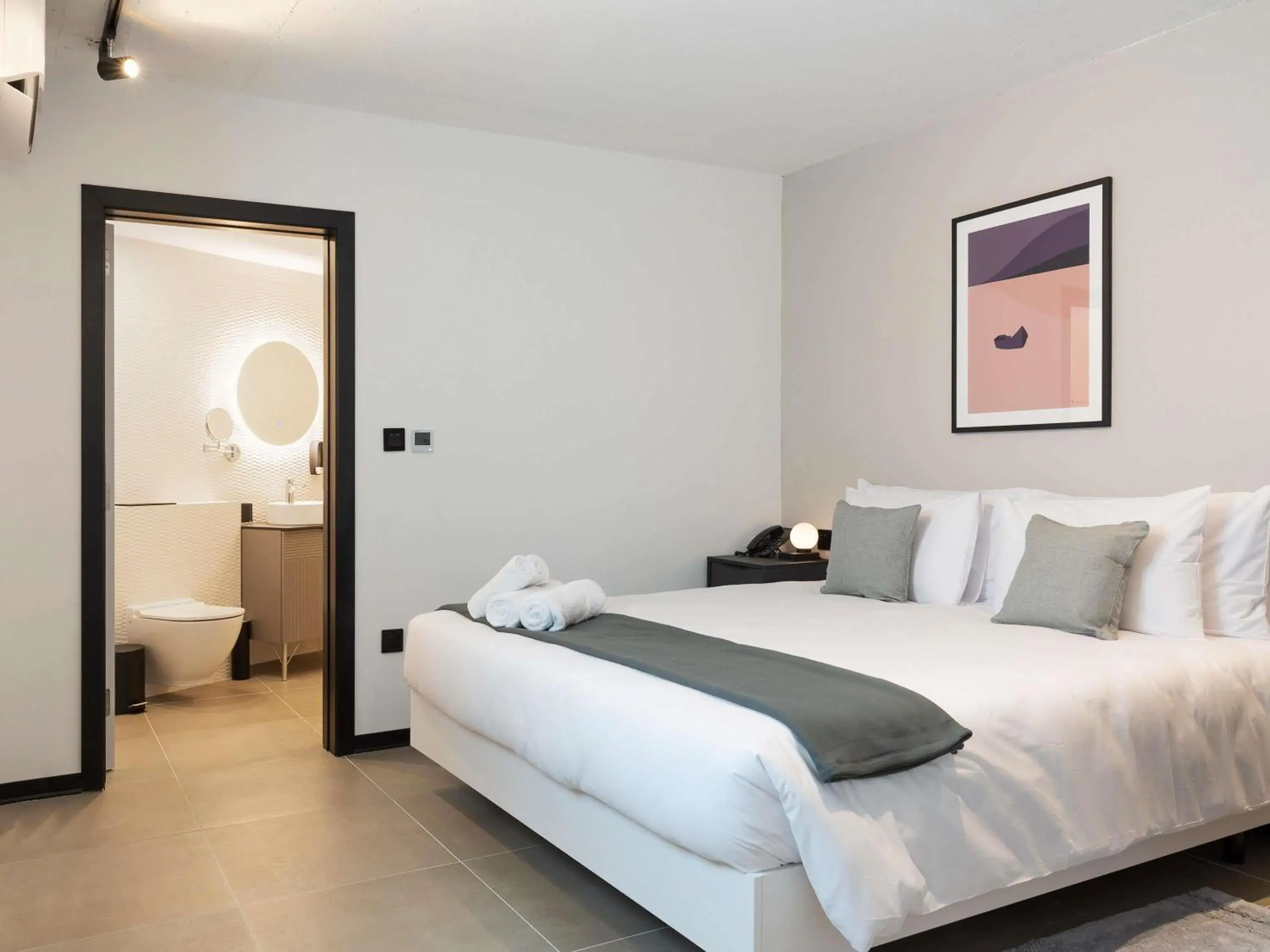 Bedroom, Bed in Aparthotel Adagio Malta Central Bedroom, Bed in Aparthotel Adagio Malta Central