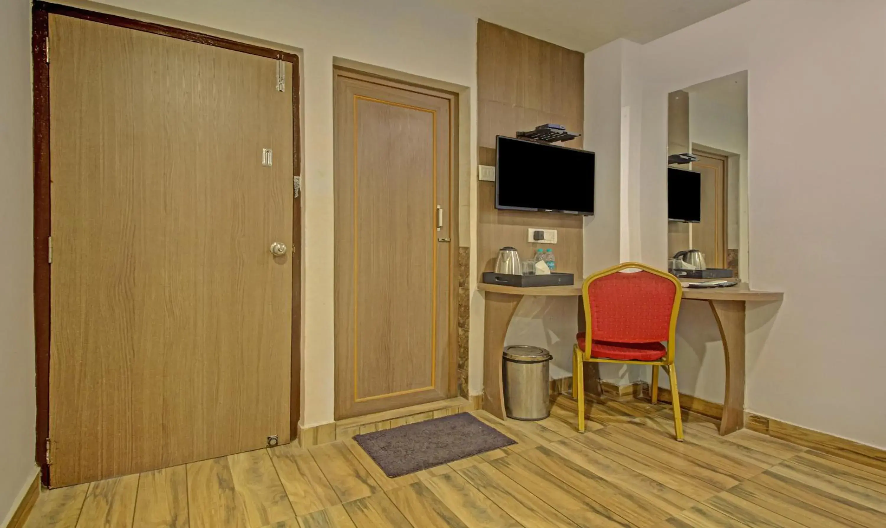 TV and multimedia in Hotel Royal Crowne near Kolkata Airport TV and multimedia in Hotel Royal Crowne near Kolkata Airport