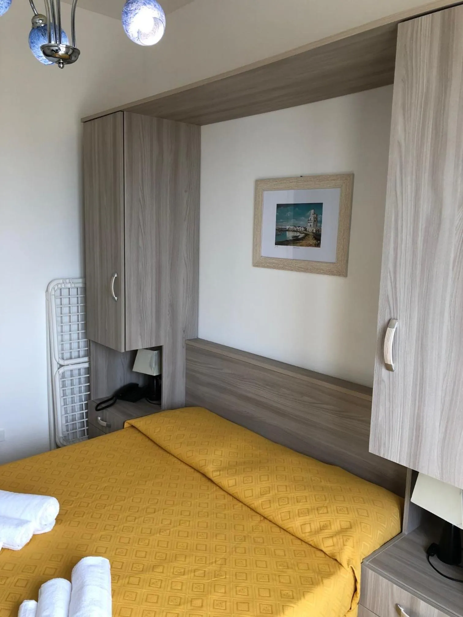 Bed in Hotel Luna Lido