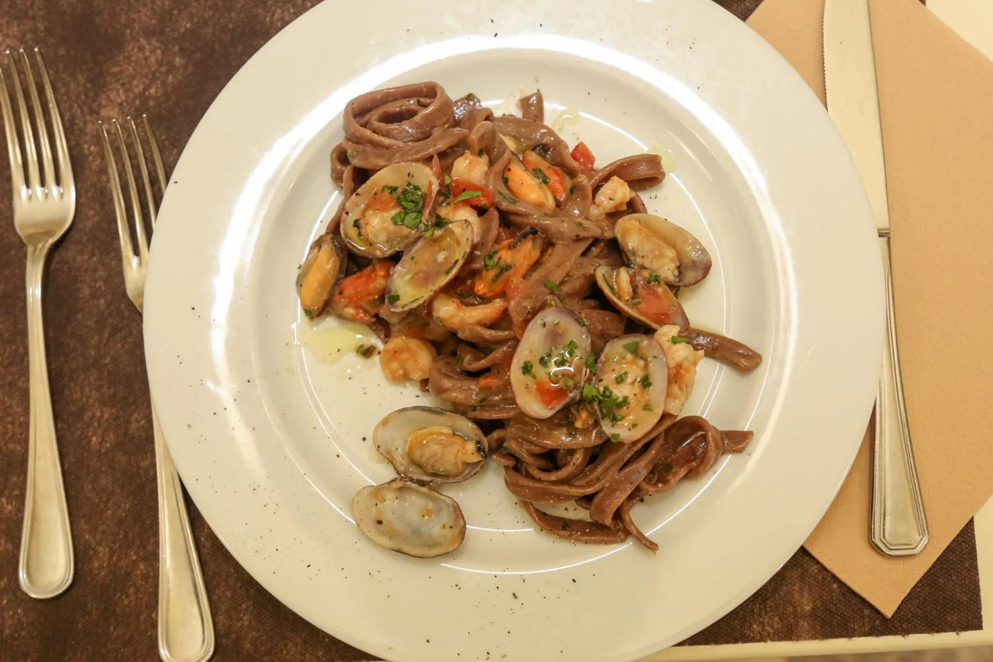 Restaurant/places to eat in Hotel Luna Lido