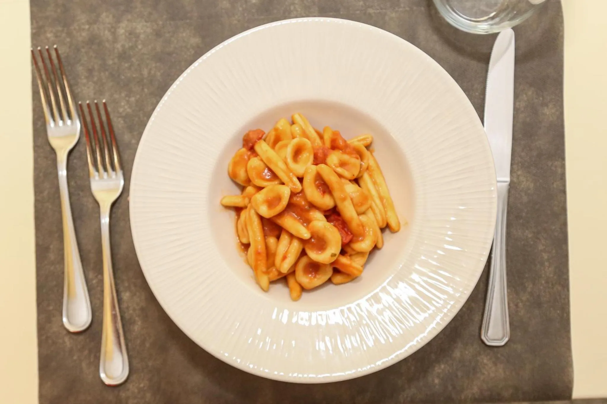 Restaurant/places to eat in Hotel Luna Lido