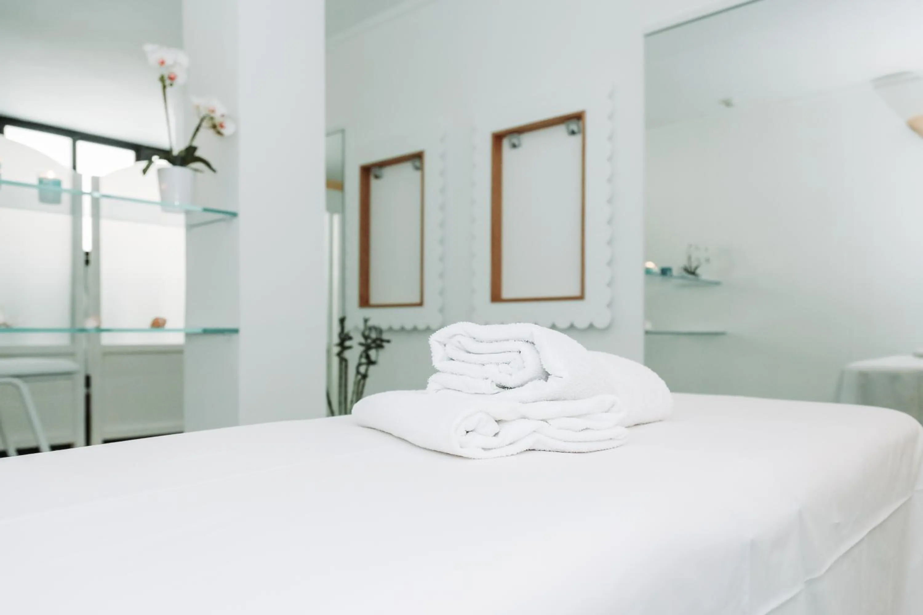 Massage, Bed in Hotel Luna Lido