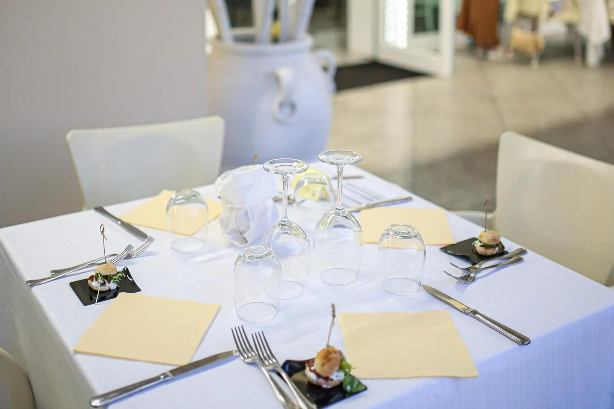 Restaurant/places to eat in Hotel Luna Lido