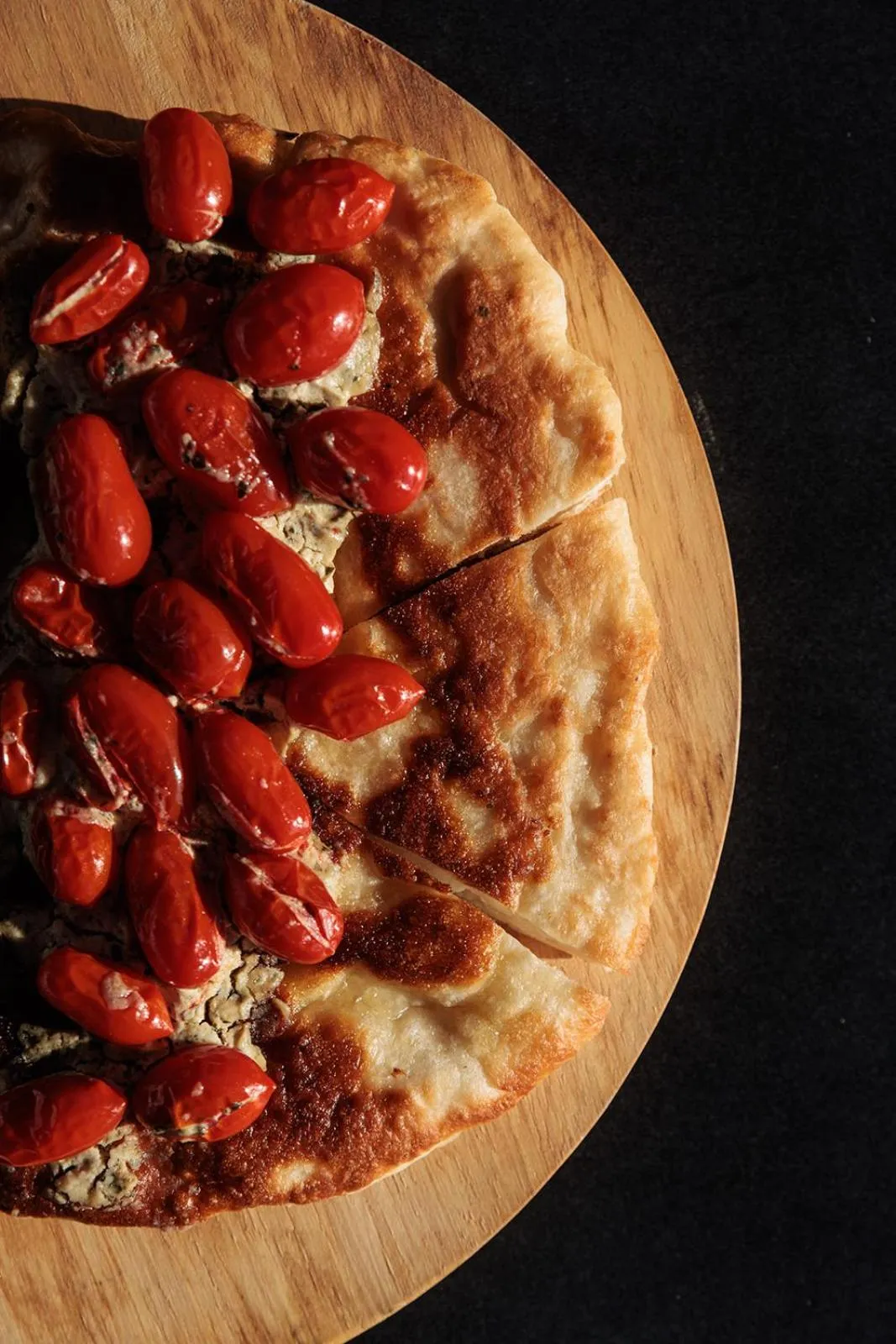 Food and drinks in Eden Beachfront Residences & Suites