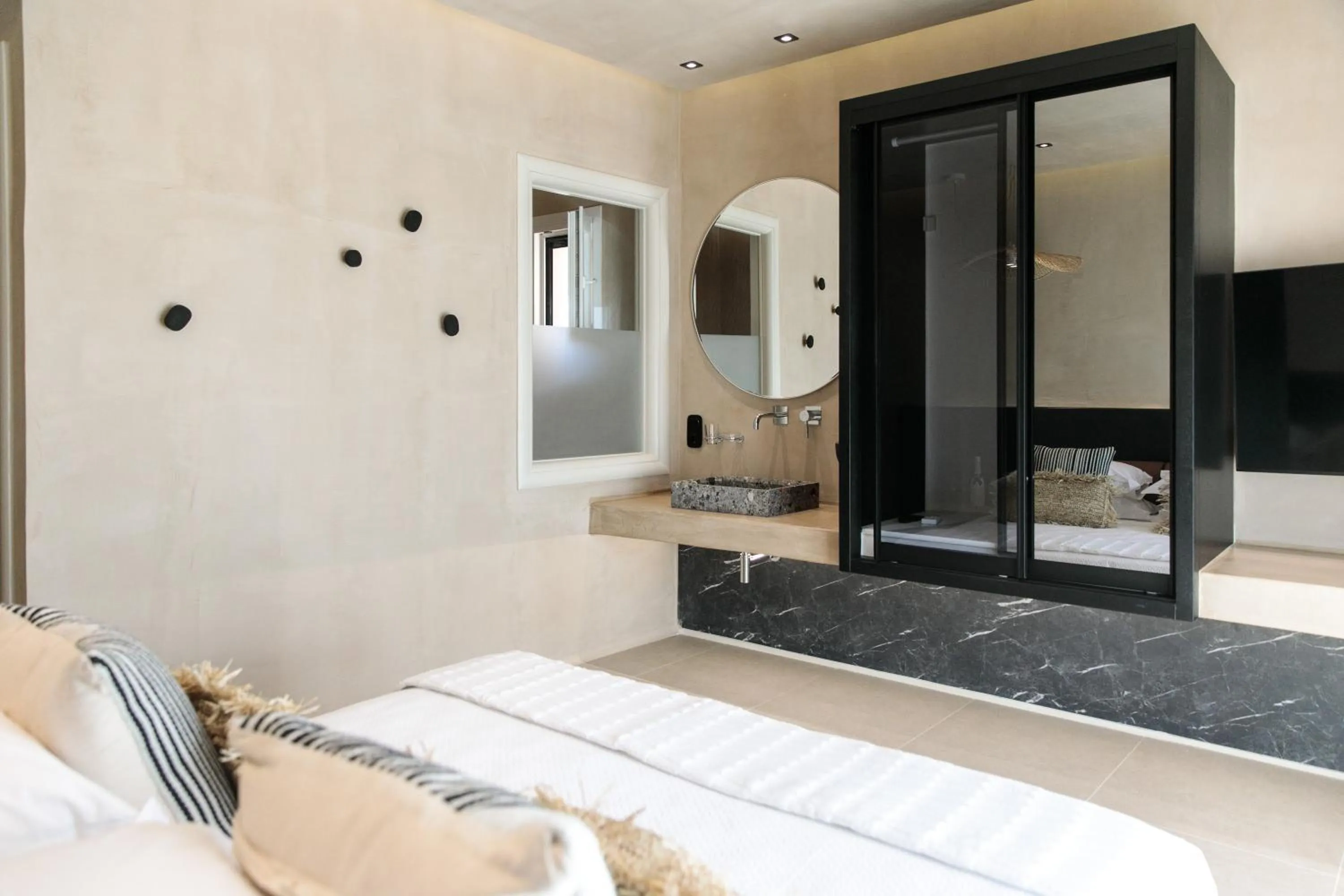 Bedroom, Bed in Eden Beachfront Residences & Suites