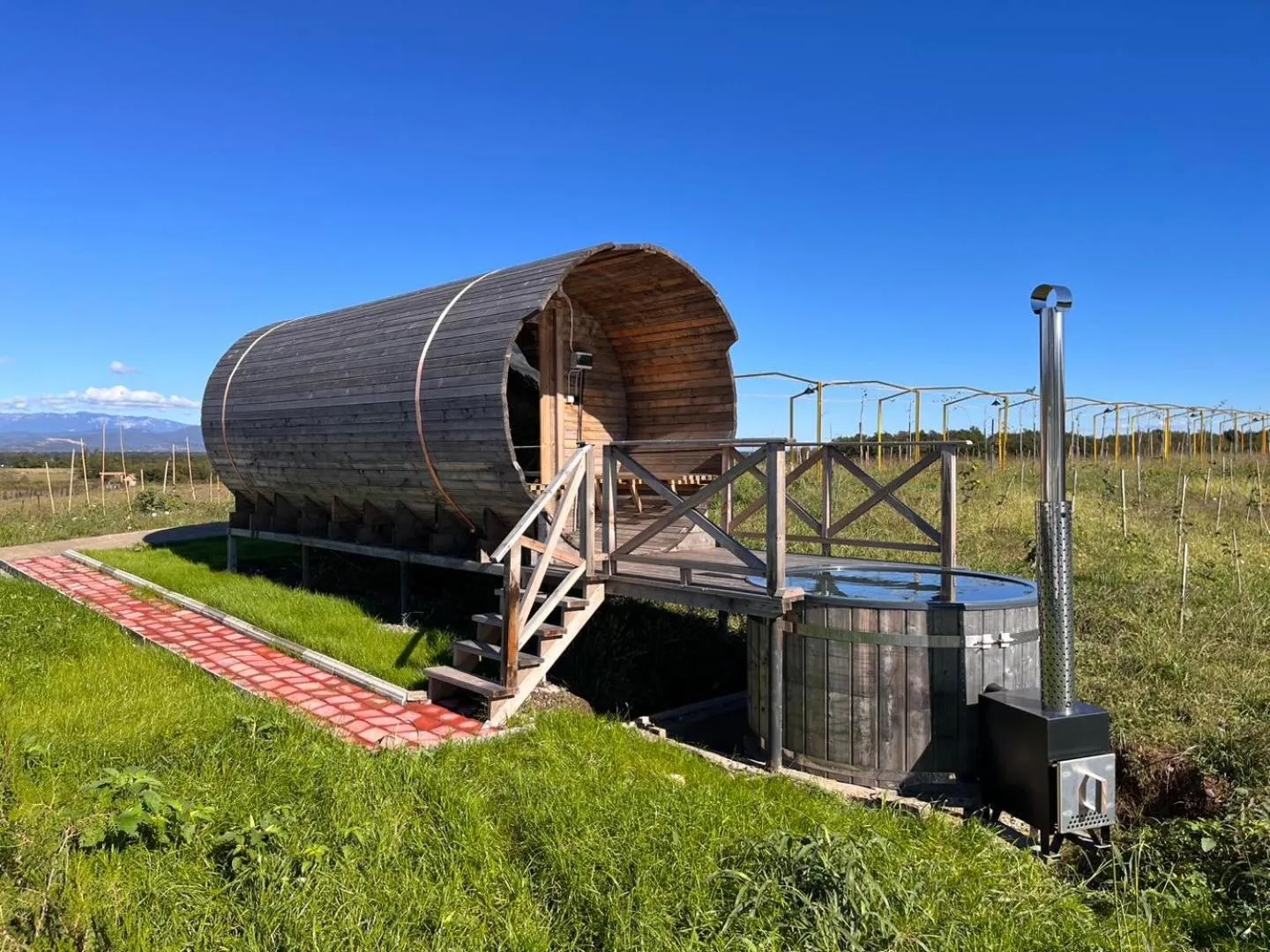 Hot Tub in Chateau Vartsikhe