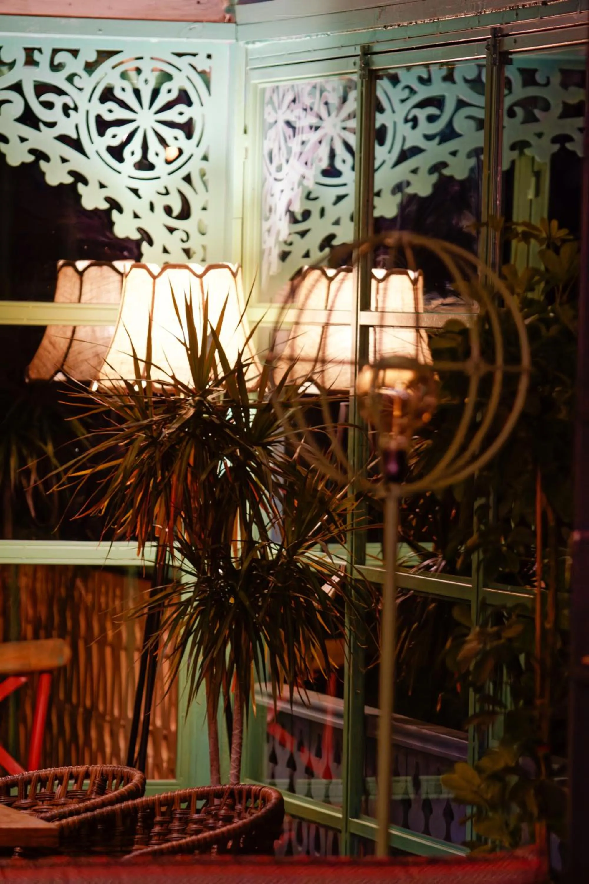 Restaurant/places to eat in Chateau Vartsikhe