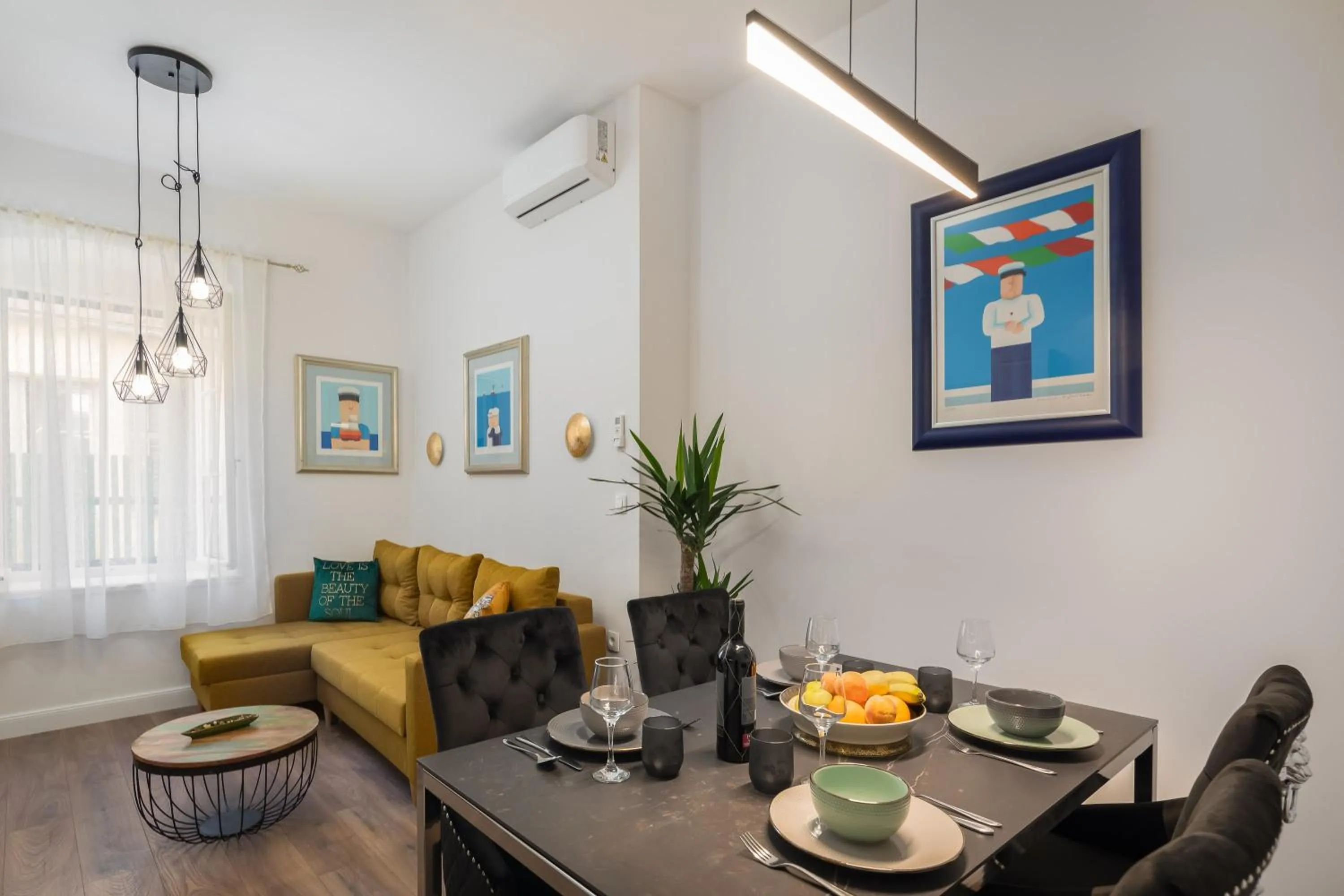 Living room in Luxury apartment Toni with patio in the heart of Split