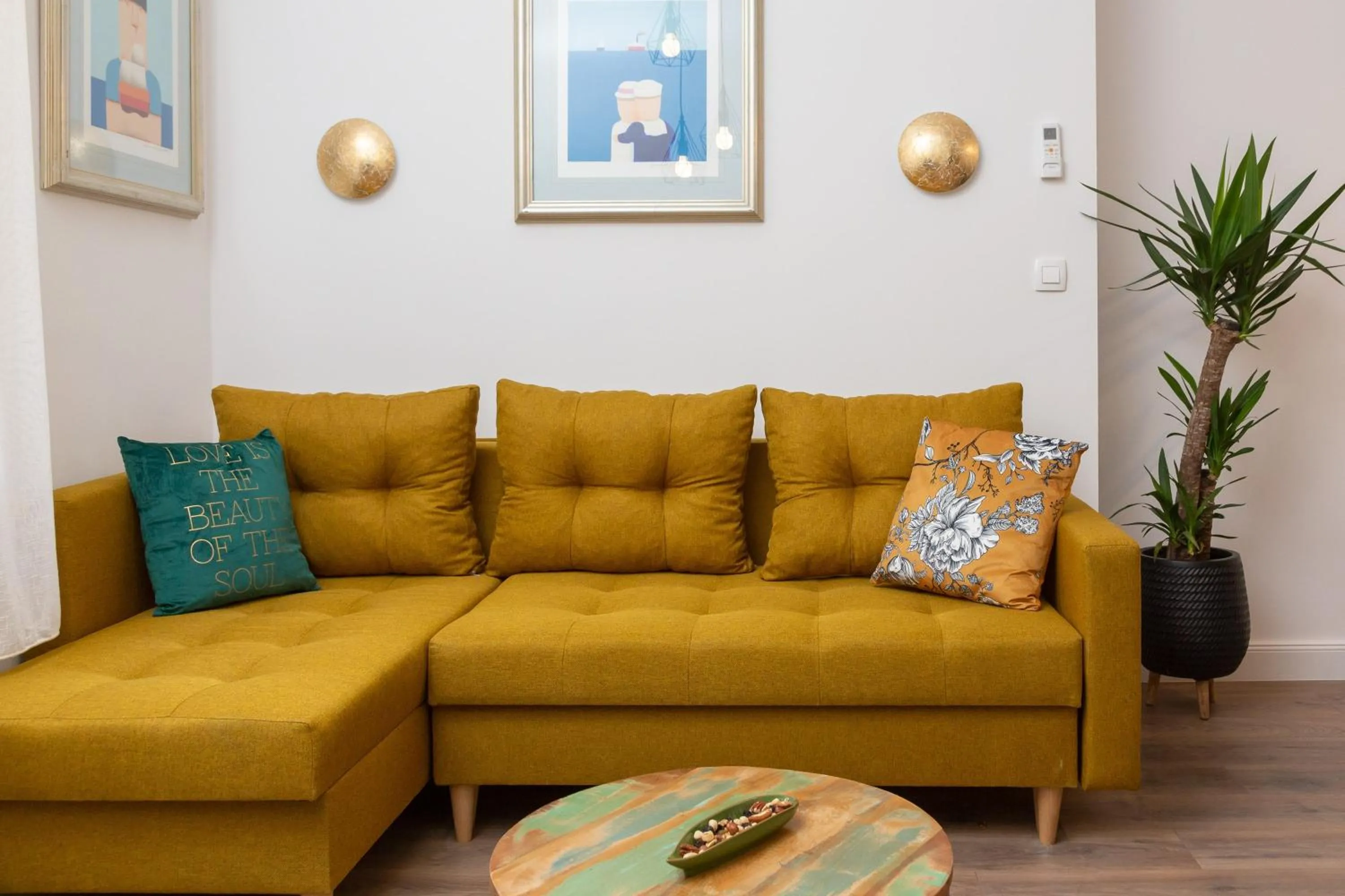 Living room in Luxury apartment Toni with patio in the heart of Split