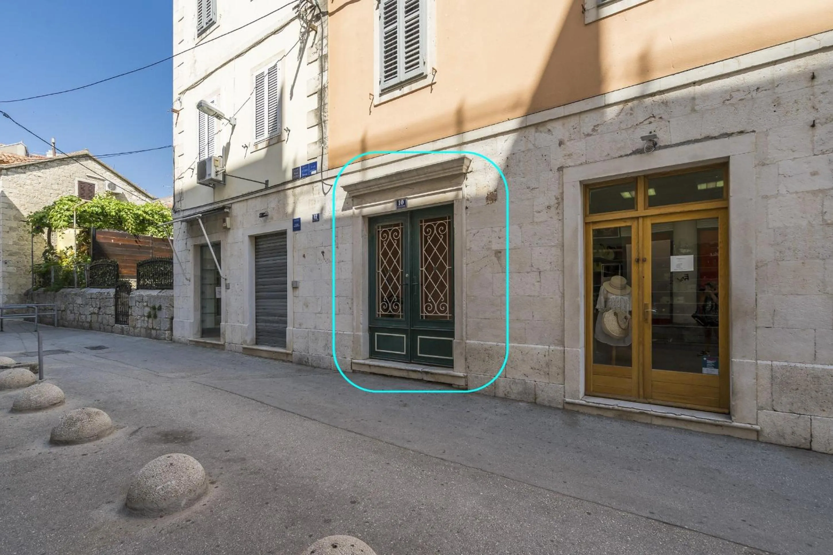 Property building in Luxury apartment Toni with patio in the heart of Split