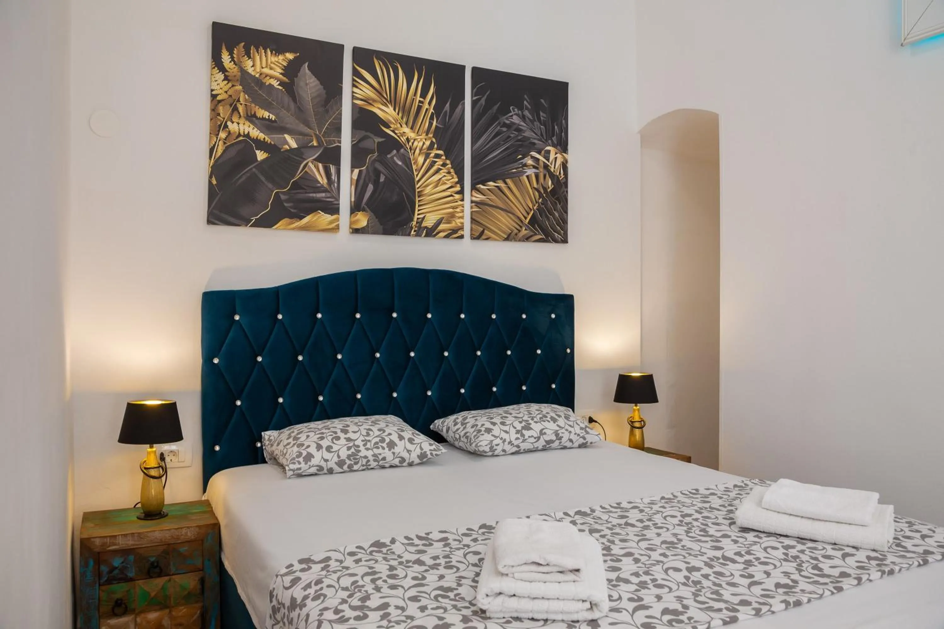 Bed in Luxury apartment Toni with patio in the heart of Split