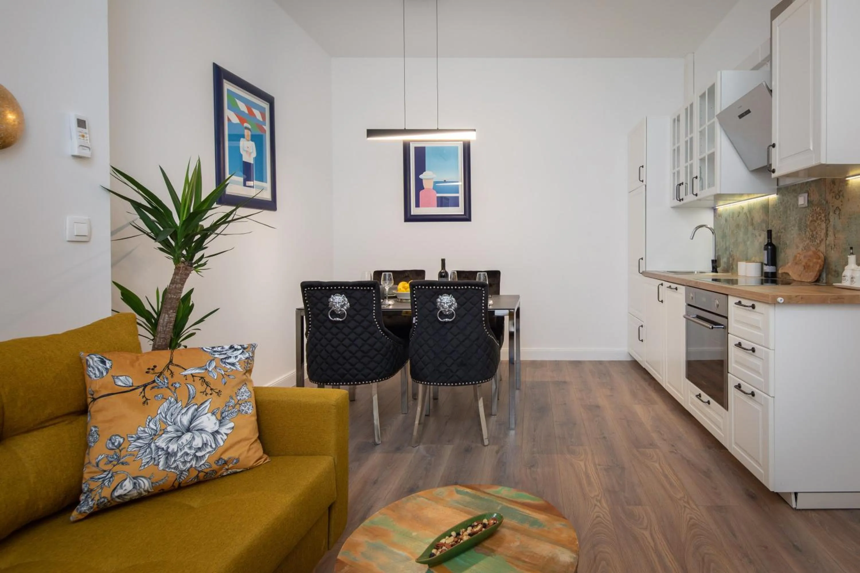 Kitchen or kitchenette in Luxury apartment Toni with patio in the heart of Split