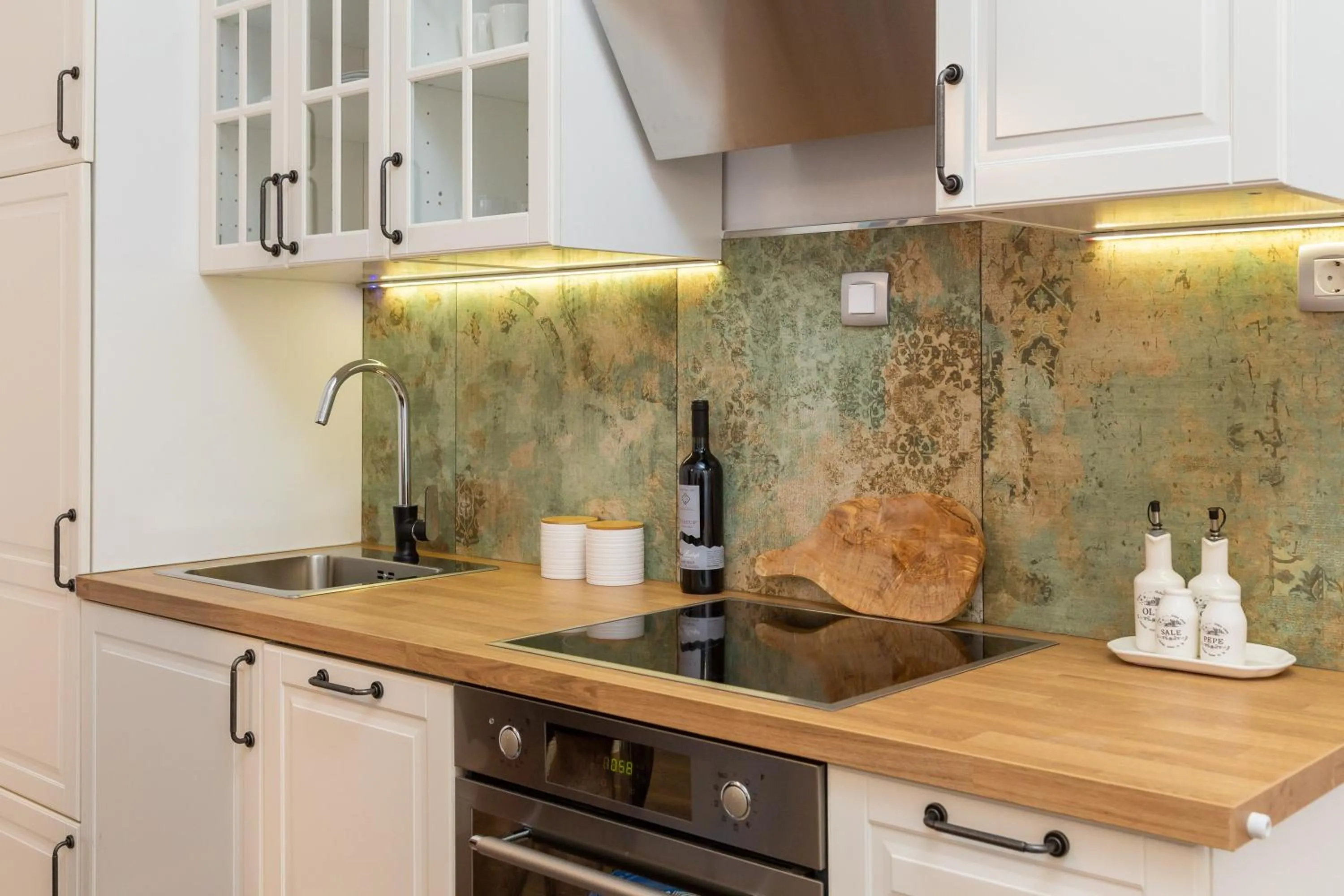 Kitchen or kitchenette in Luxury apartment Toni with patio in the heart of Split