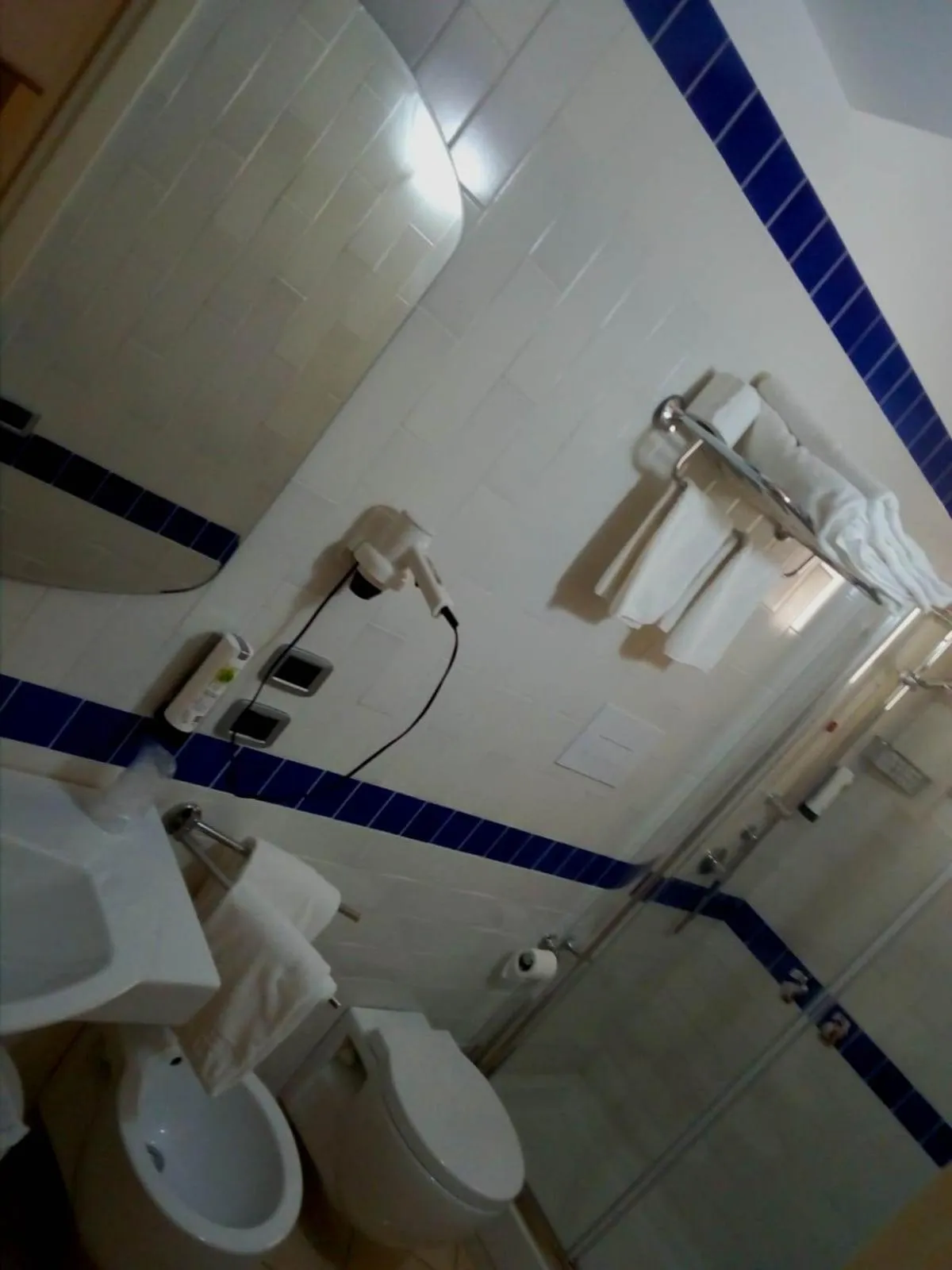 Shower in Hotel La Torre