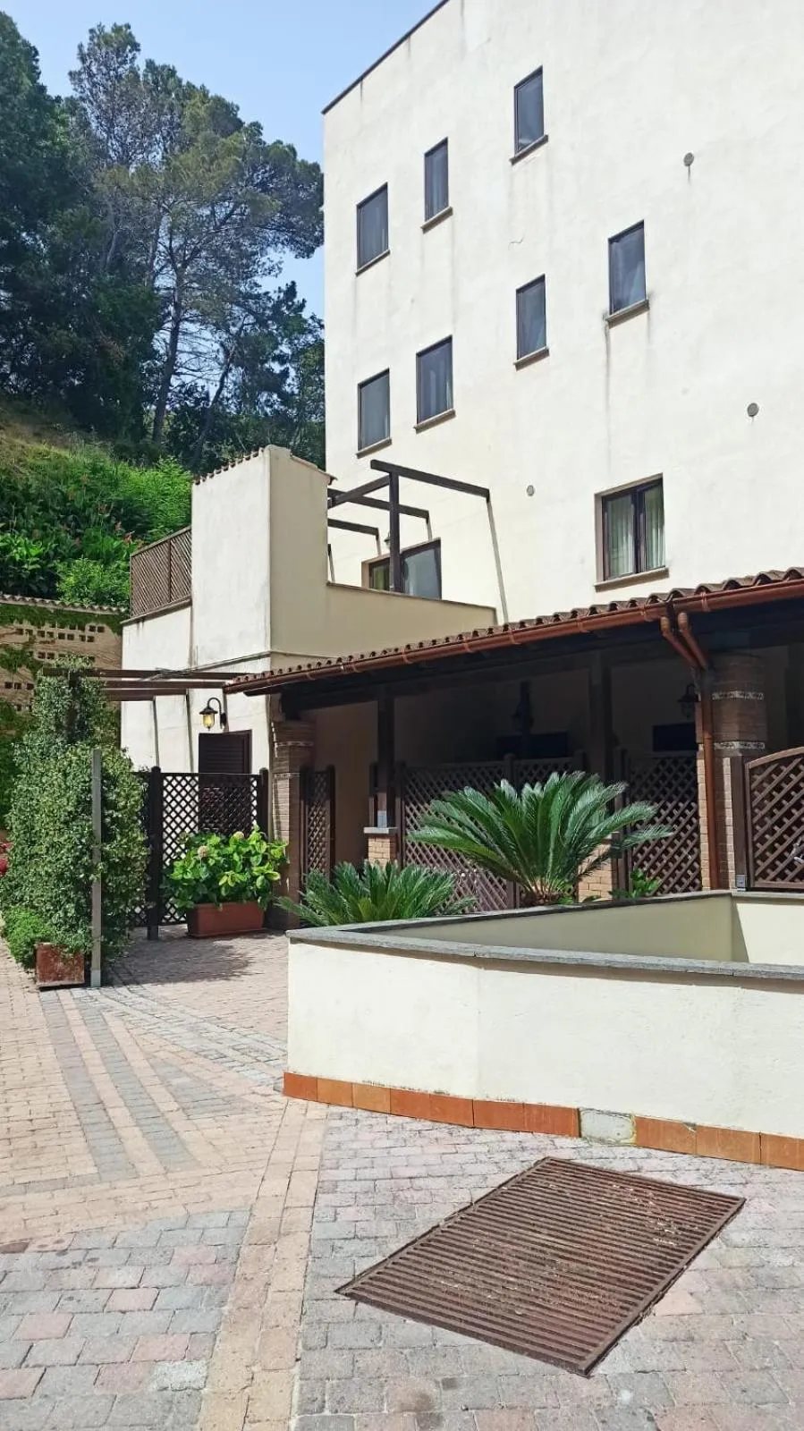 Property building in Hotel La Torre