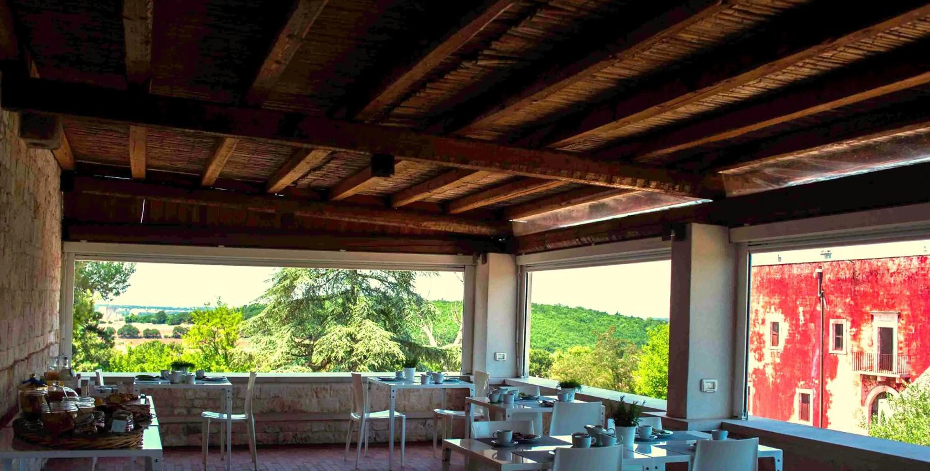 Restaurant/places to eat in Apulia Victor Country Hotel