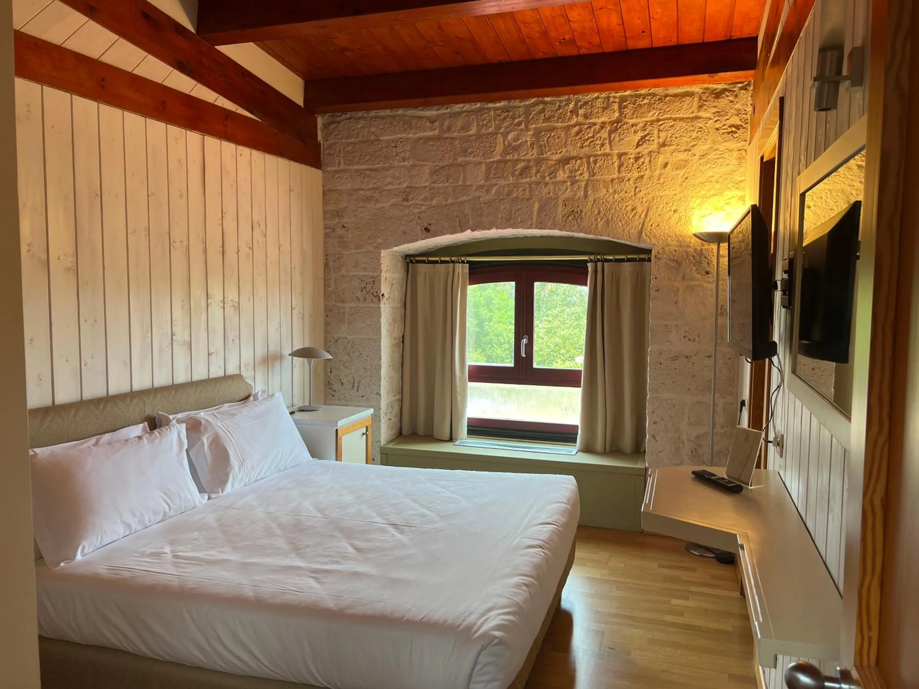 Bed in Apulia Victor Country Hotel