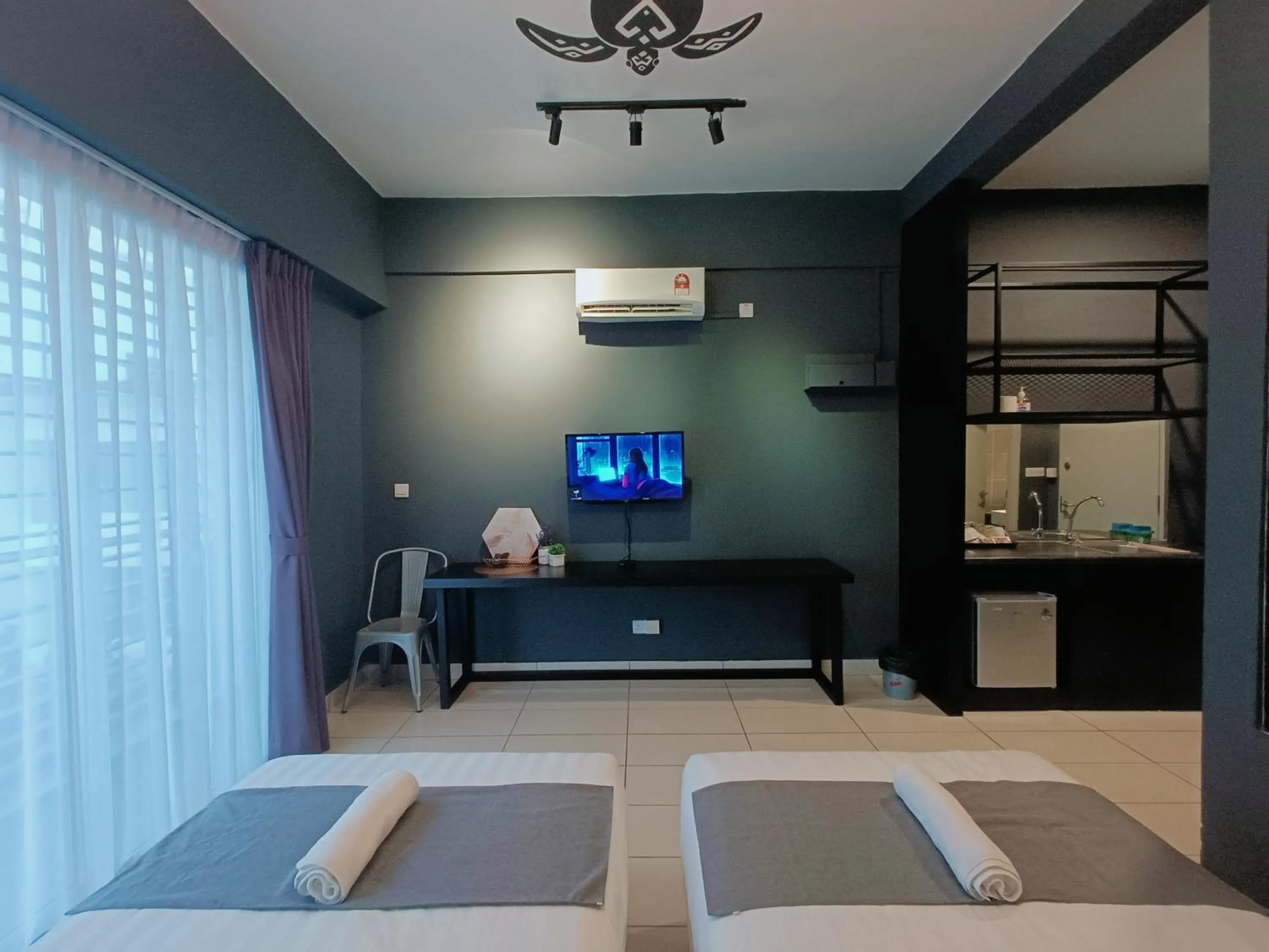 Bed in Owl Nest Suite' at aeropod sovo