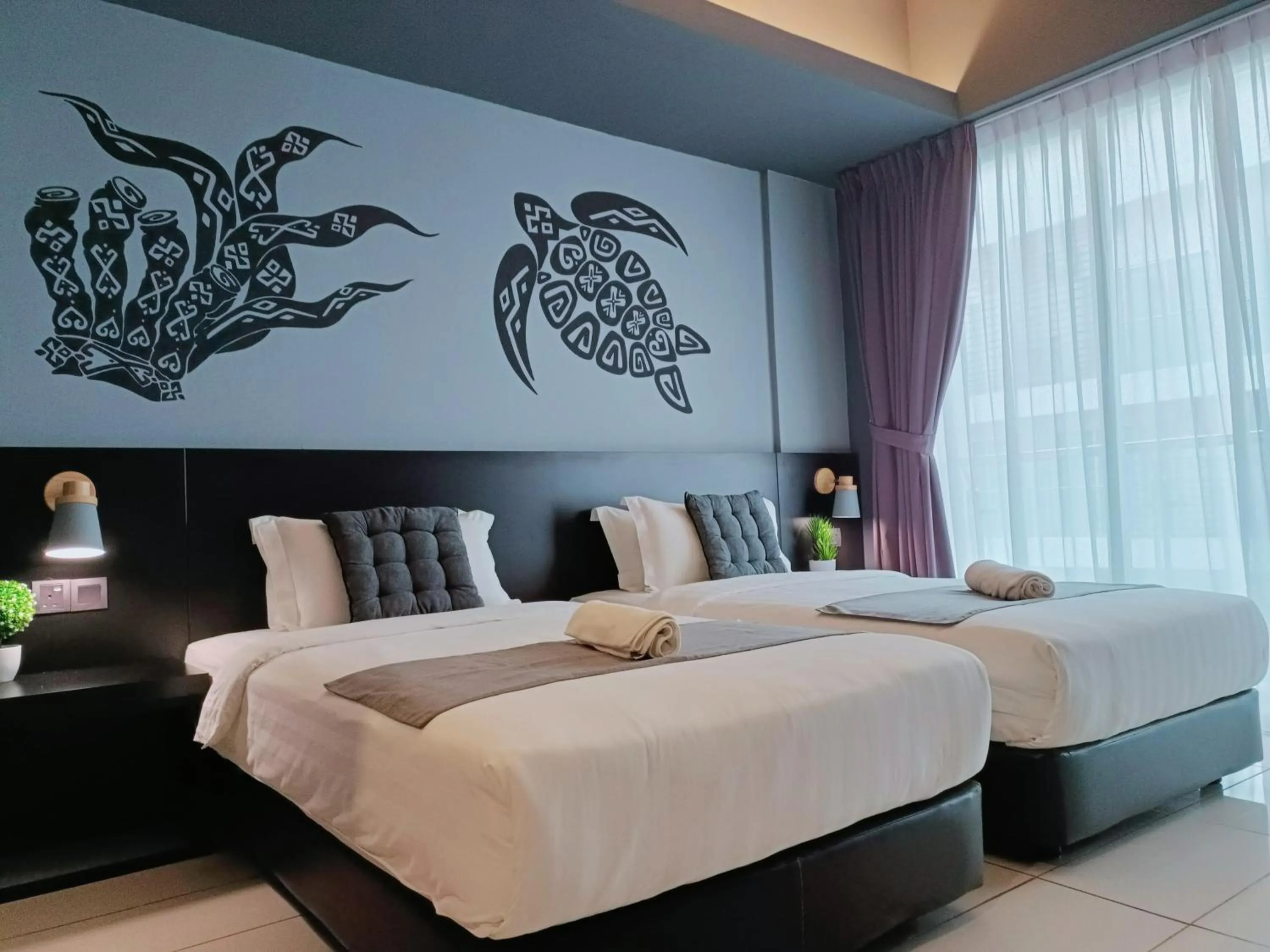 Bed in Owl Nest Suite' at aeropod sovo