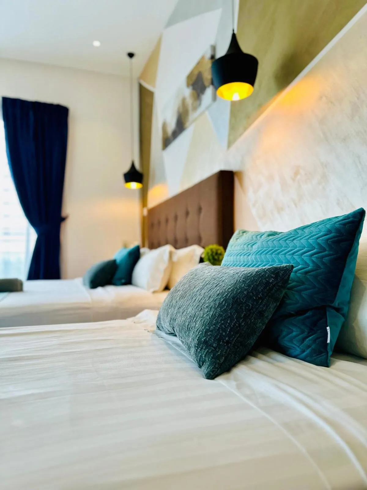 Bed in Owl Nest Suite' at aeropod sovo